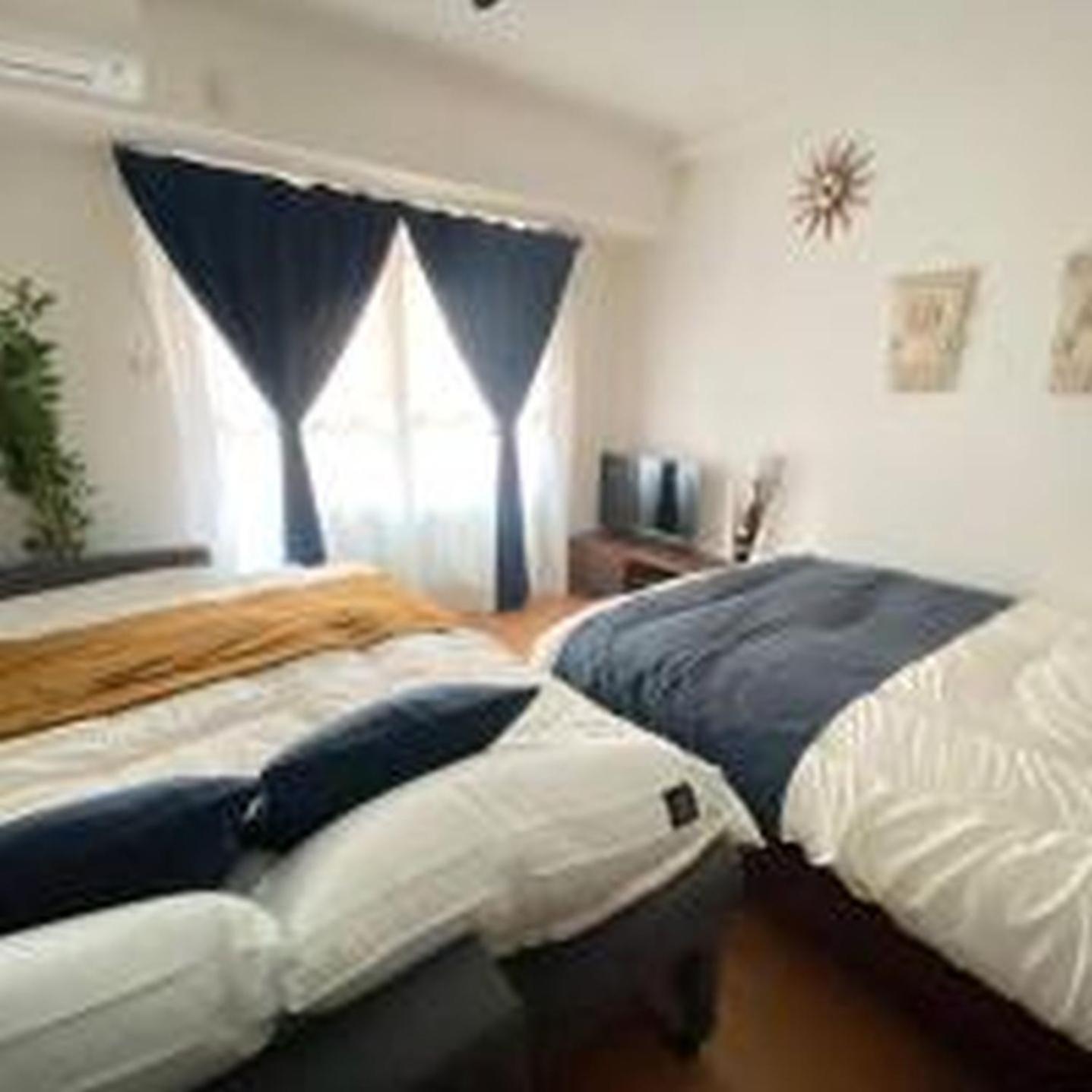 Apartment コンフィデンスロン402