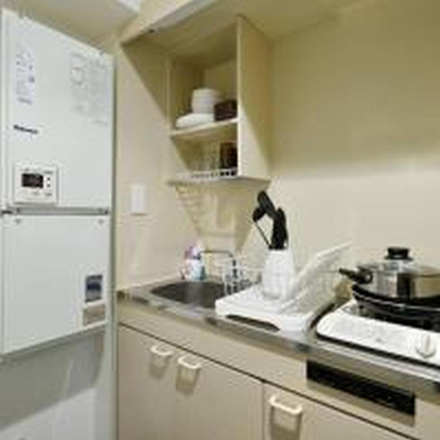 Apartment コンフィデンスロン401 Osaka
