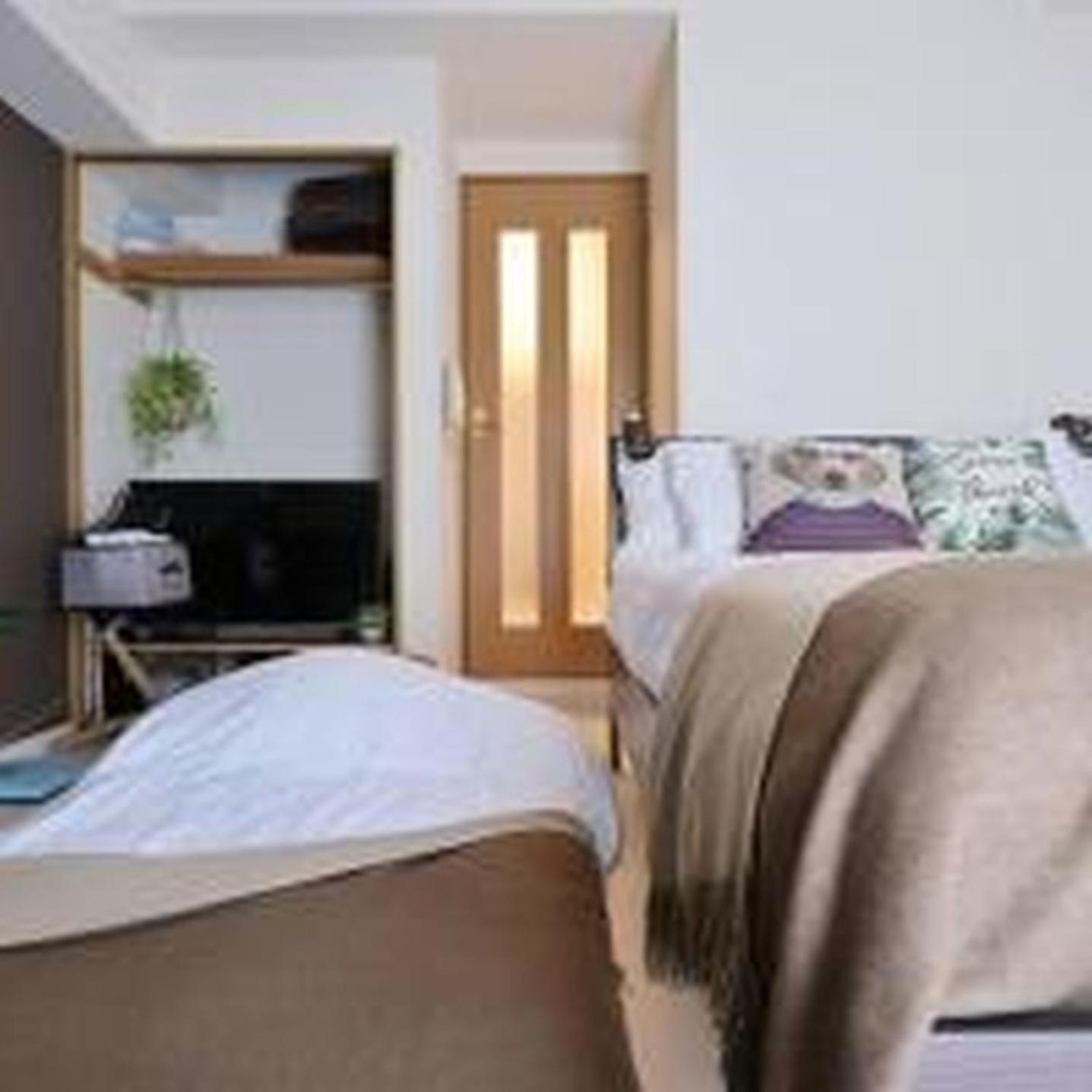 Apartment コンフィデンスロン203