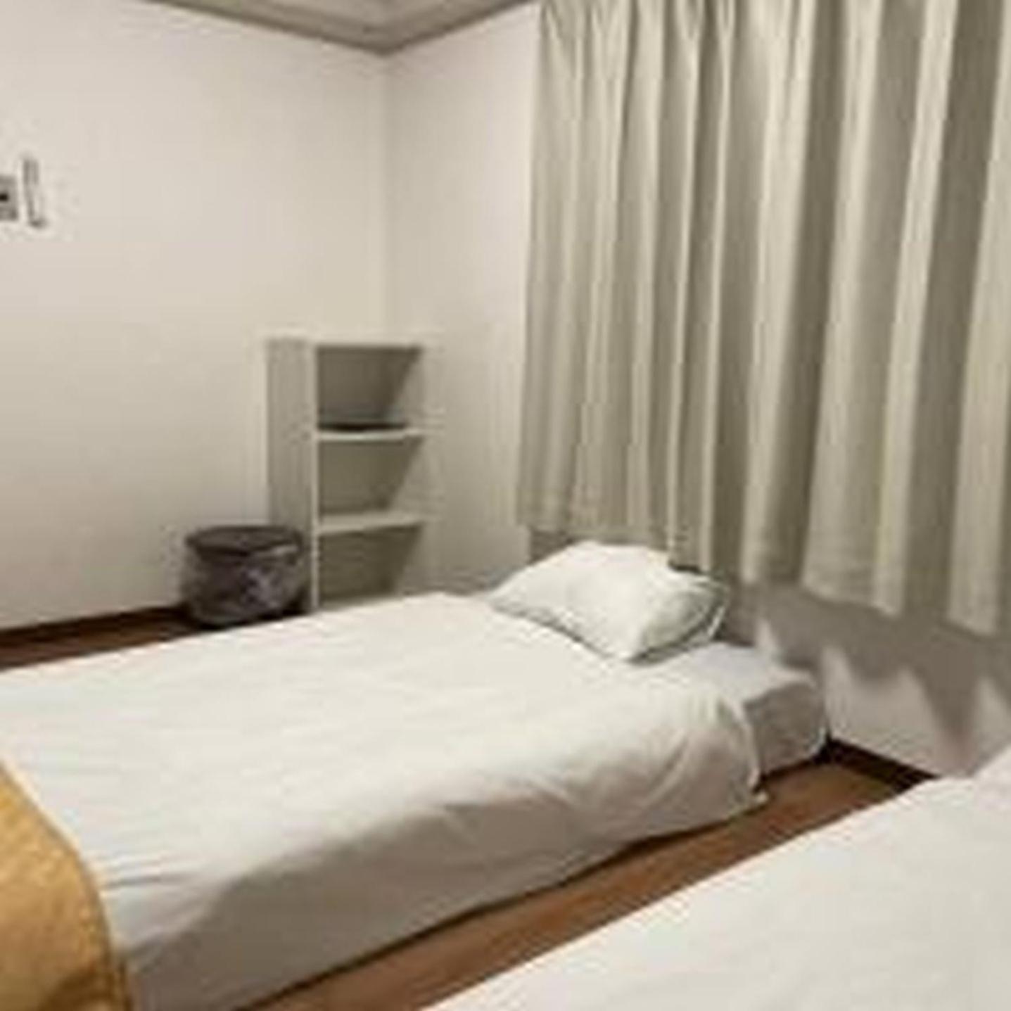 Apartment サンコーポユウ日本橋5c *