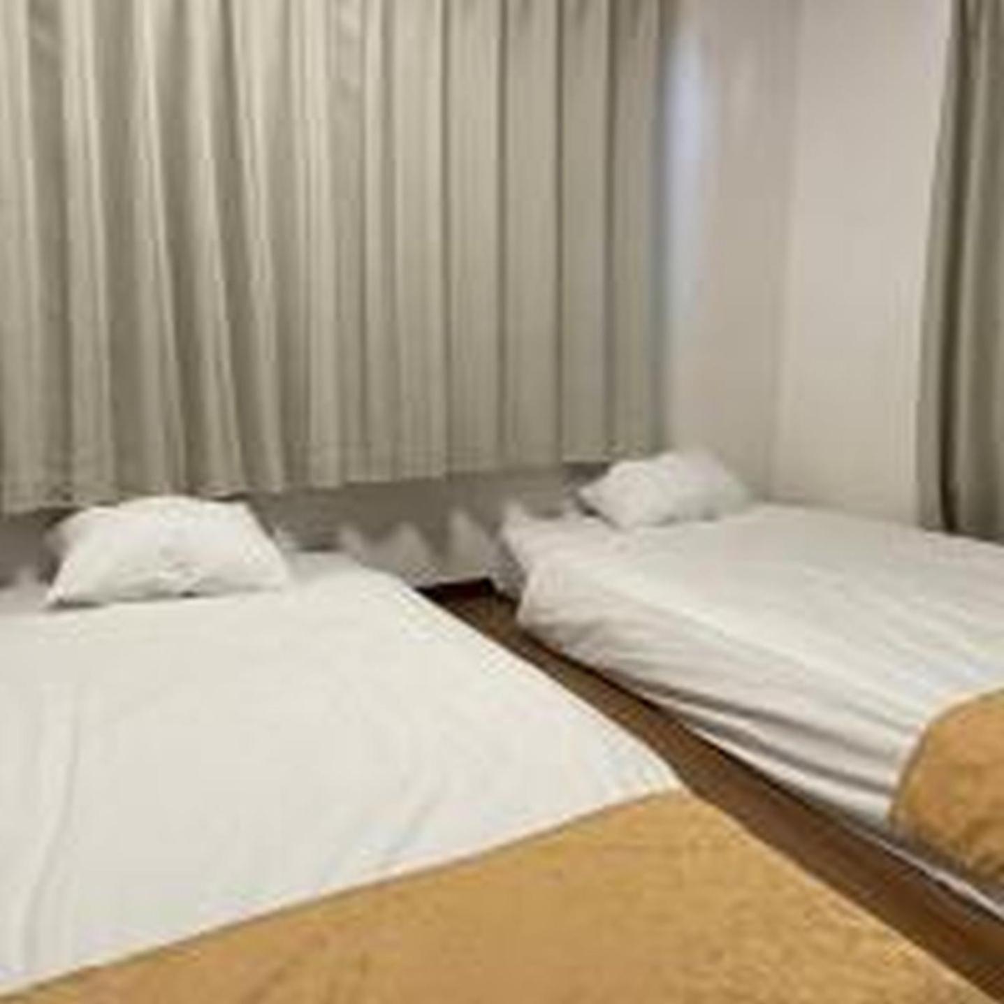 Apartment サンコーポユウ日本橋5c *