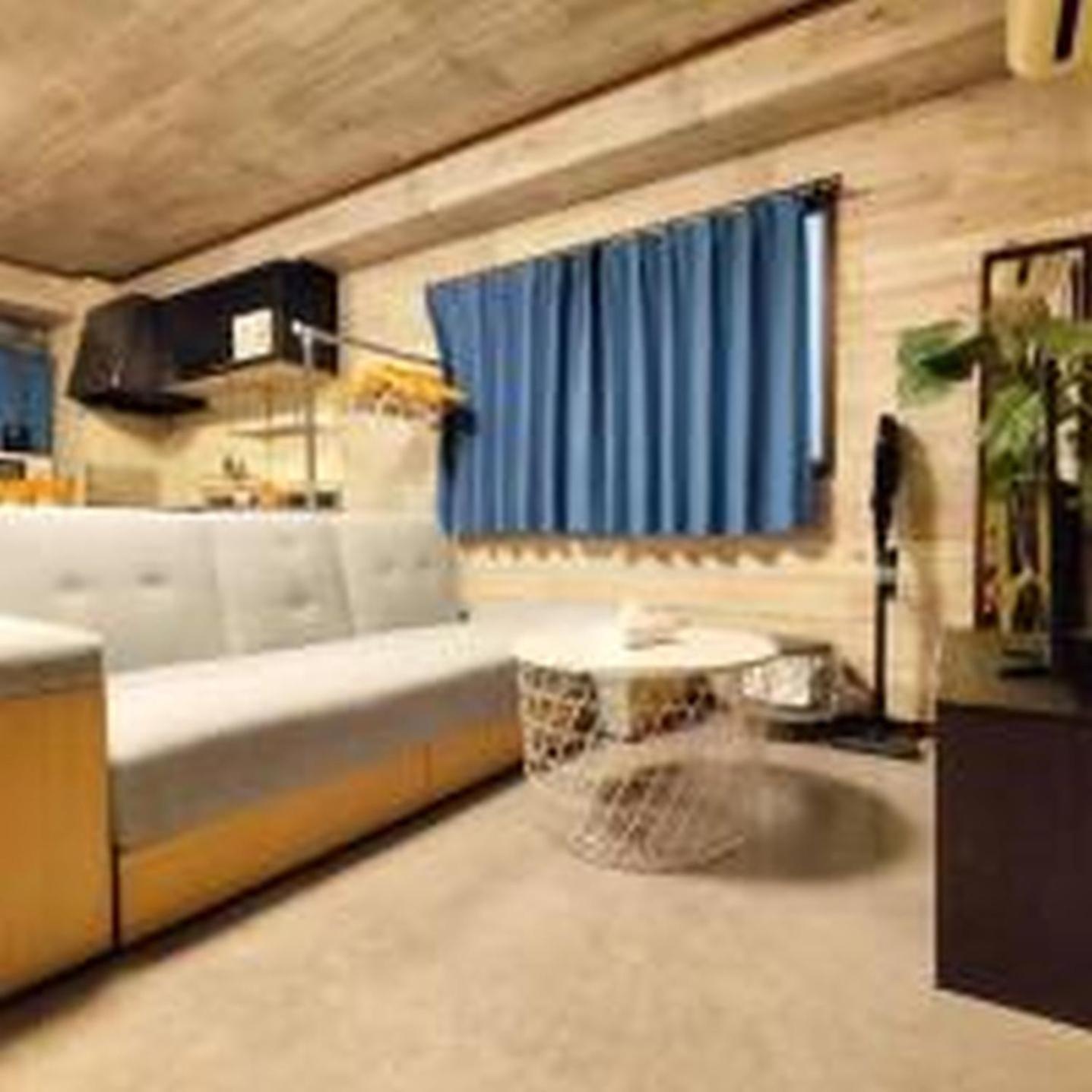 Apartment サンコーポユウ日本橋5c *