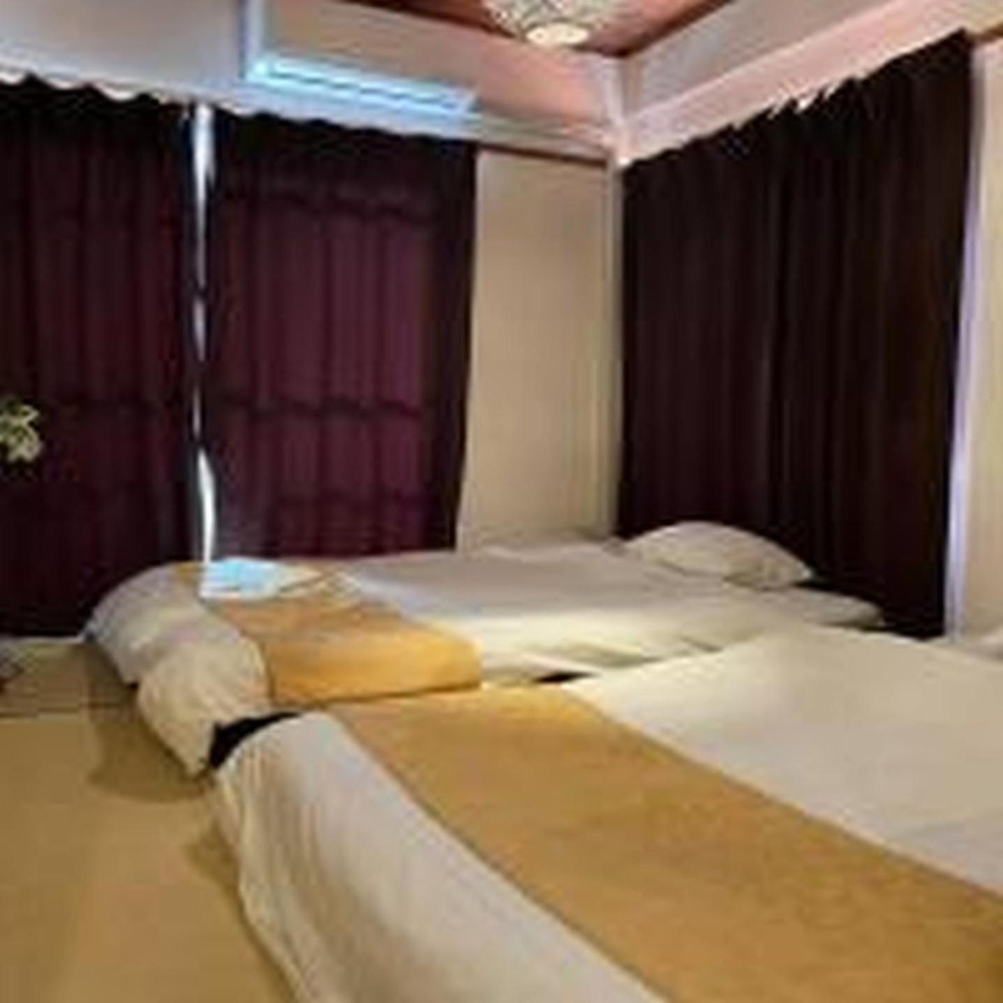 Apartment サンコーポユウ日本橋4c *