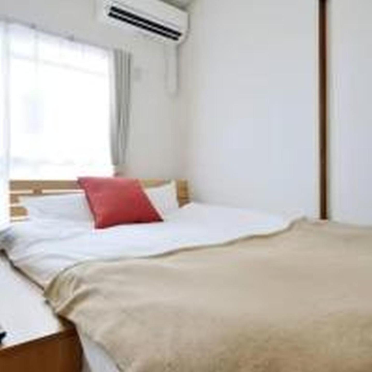 Apartment シティハイツ新大阪704 *