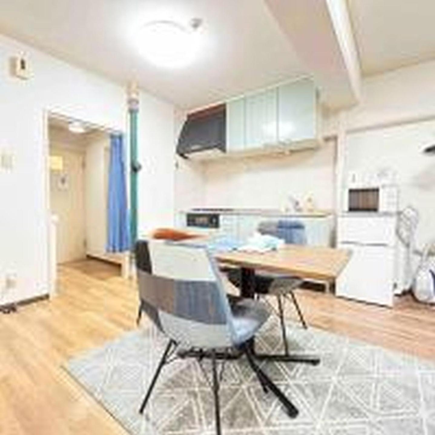 シティハイツ新大阪601 Apartment *