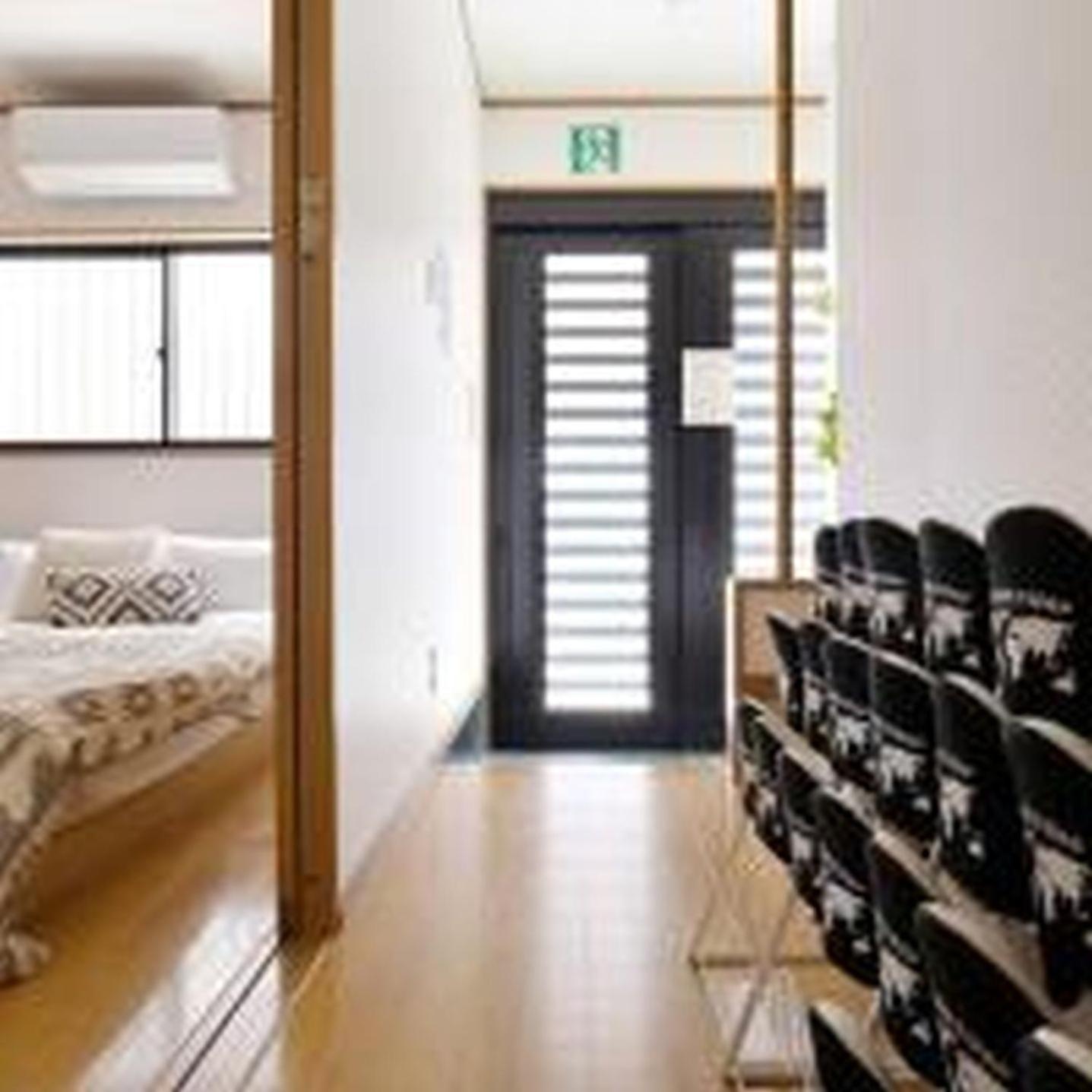 鶴橋戸建 Apartment