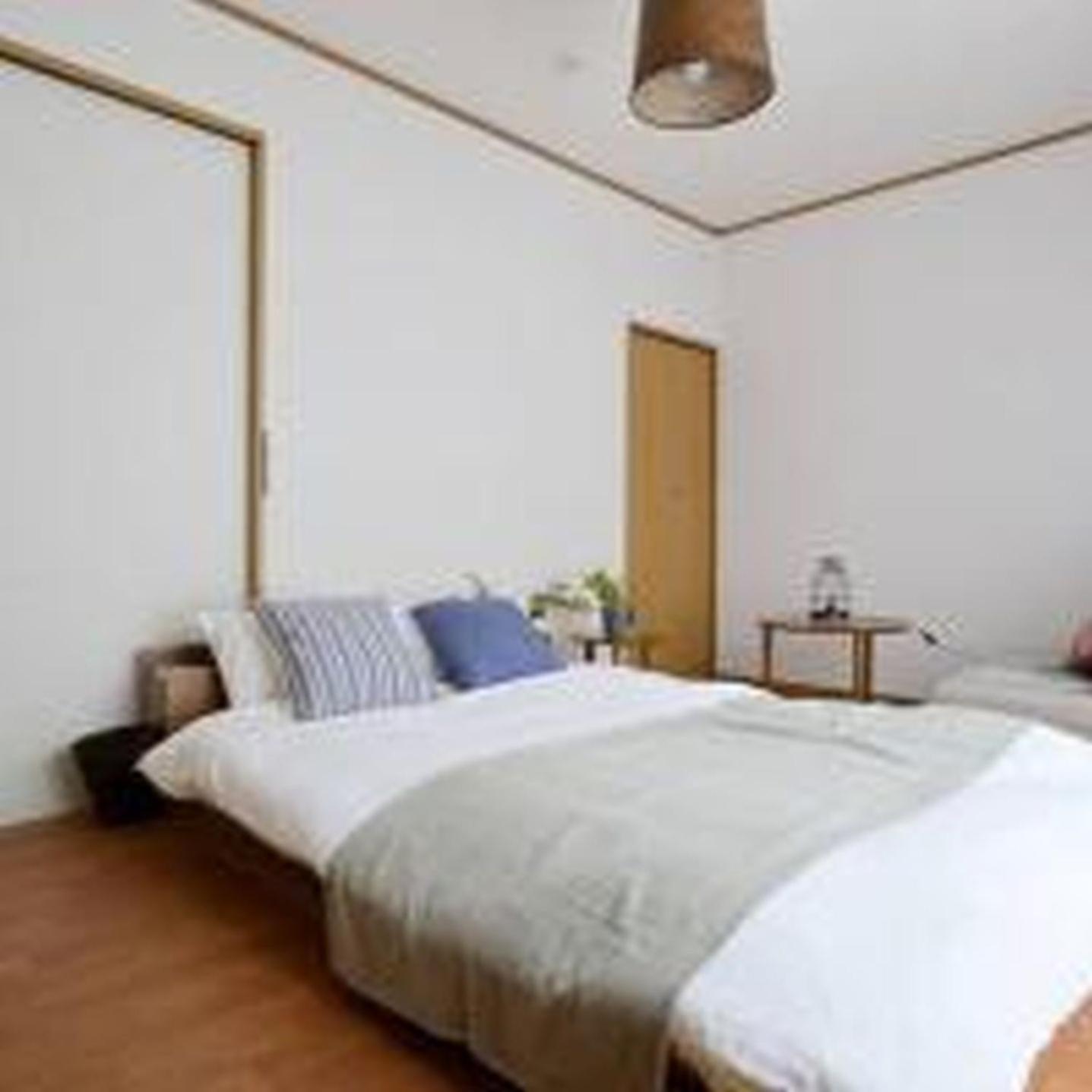 鶴橋戸建 *