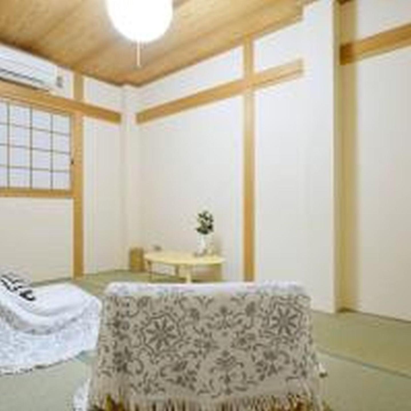 鶴橋戸建 *