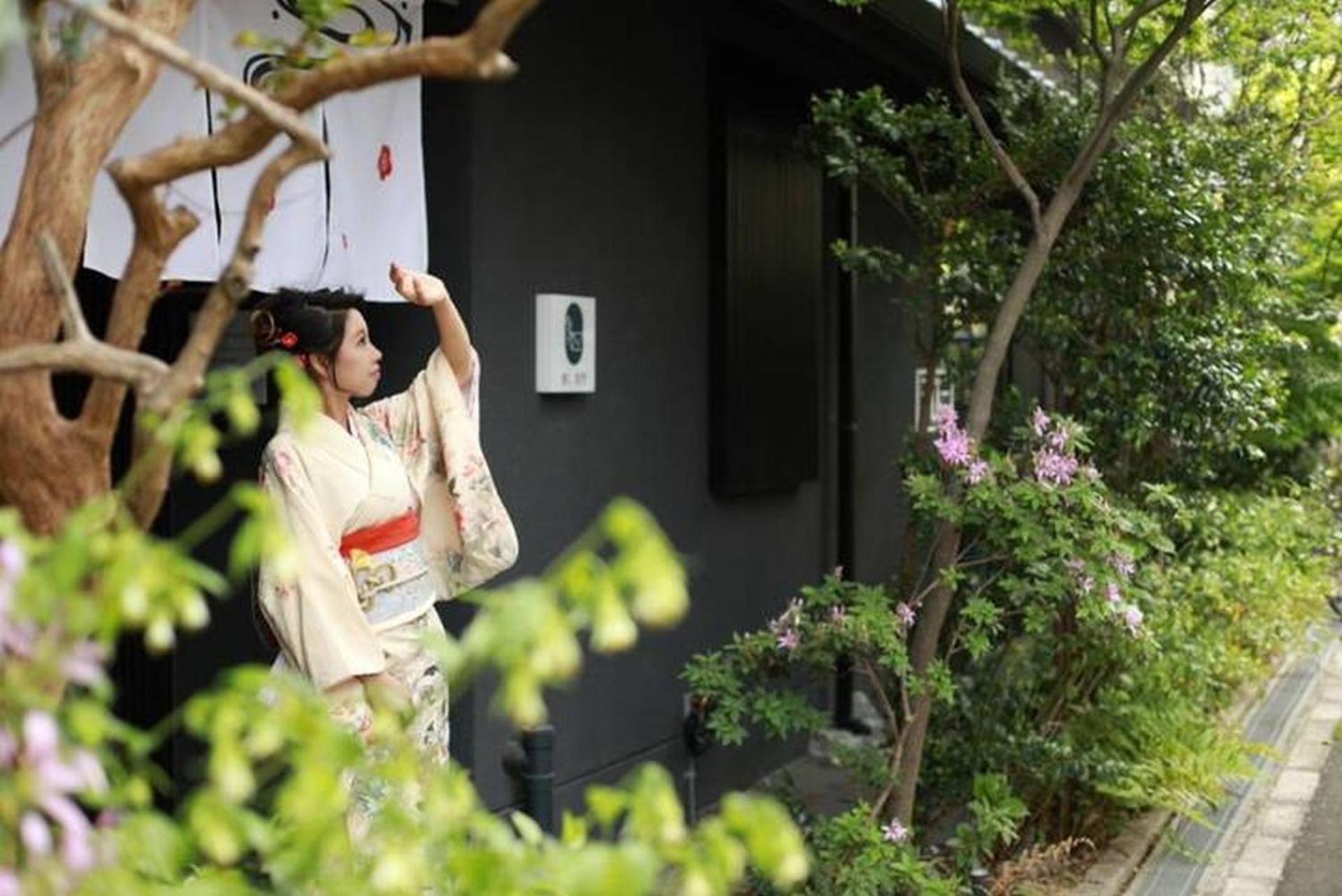 Apartment 癒し黒門本館101