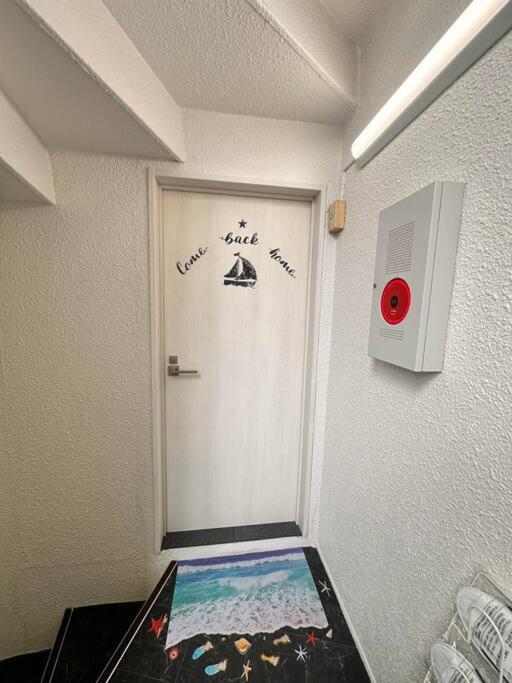 New! Near Kishisato St- 1 Building Rent -3 8 People Apartment Osaka