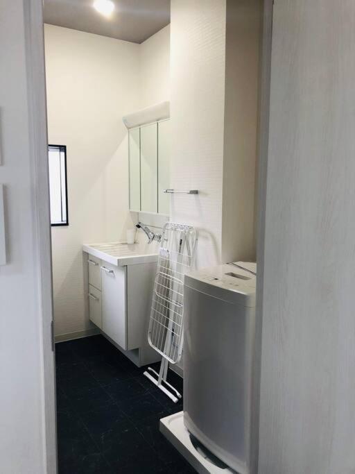 New! Near Kishisato St- 1 Building Rent -3 8 People * Osaka