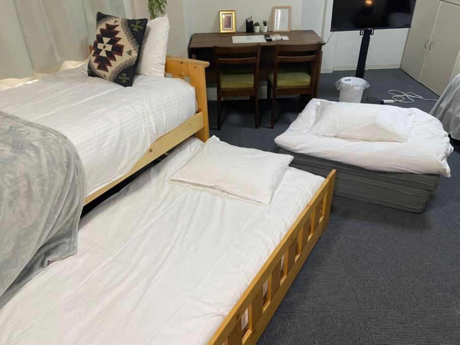 New! Near Kishisato St- 1 Building Rent -3 8 People Apartment Osaka