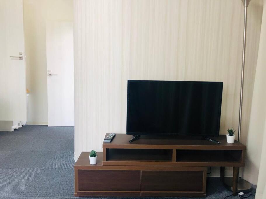 New! Near Kishisato St- 1 Building Rent -3 8 People Apartment Osaka