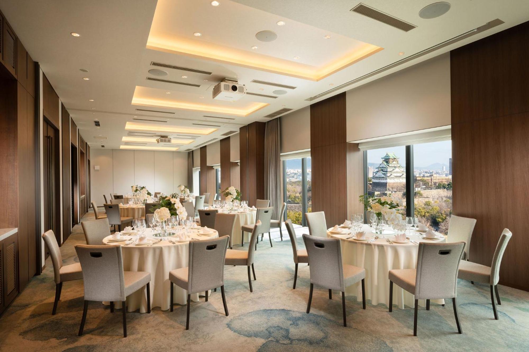 Doubletree By Hilton Castle Osaka