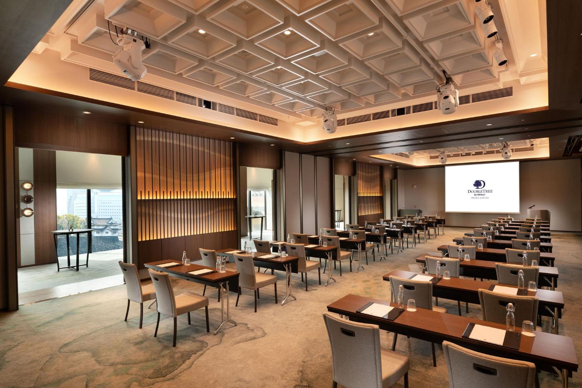 Doubletree By Hilton Castle Hotel Osaka