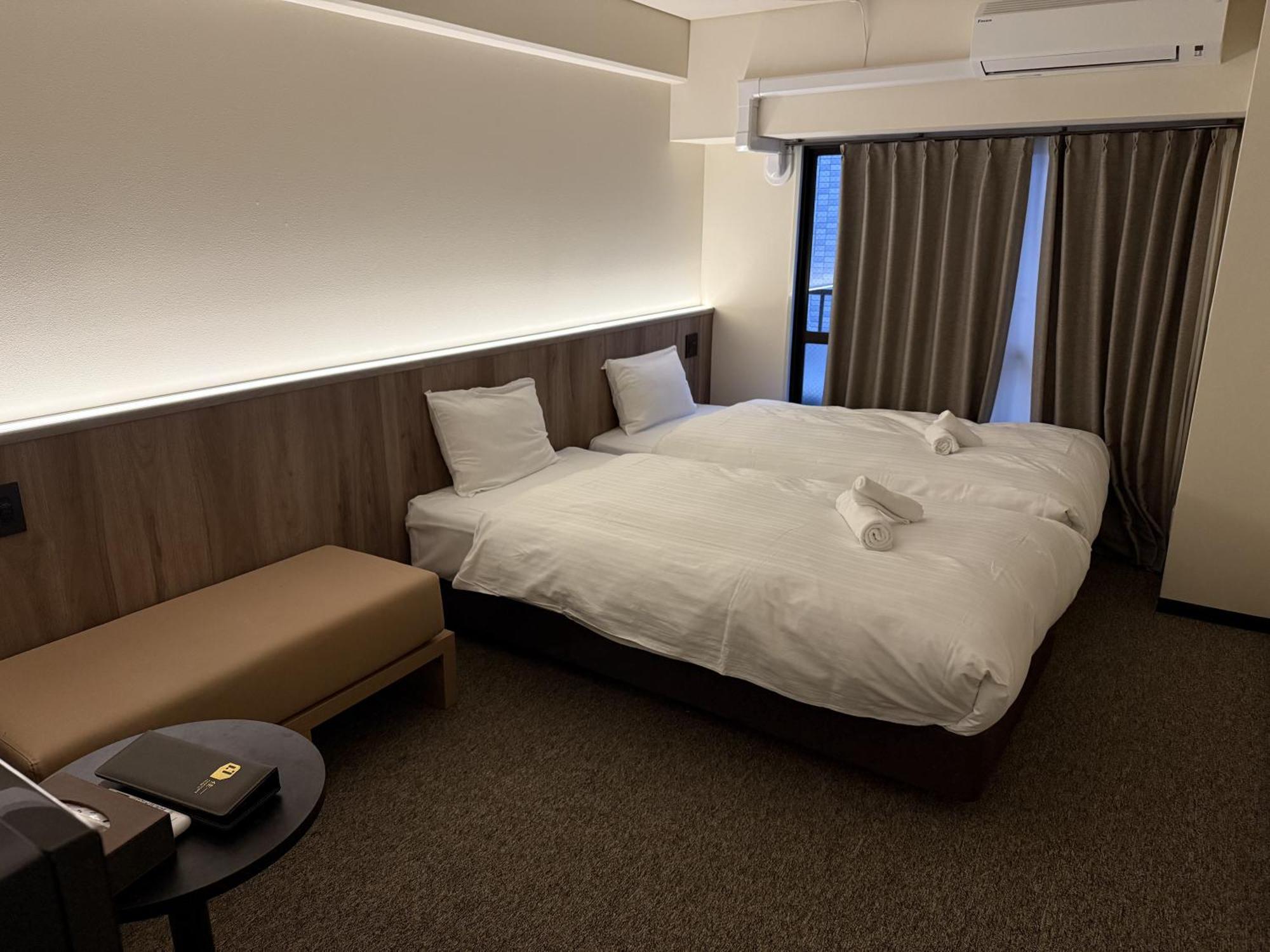 Guest house Lite House Shinsaibashi Iv 3*