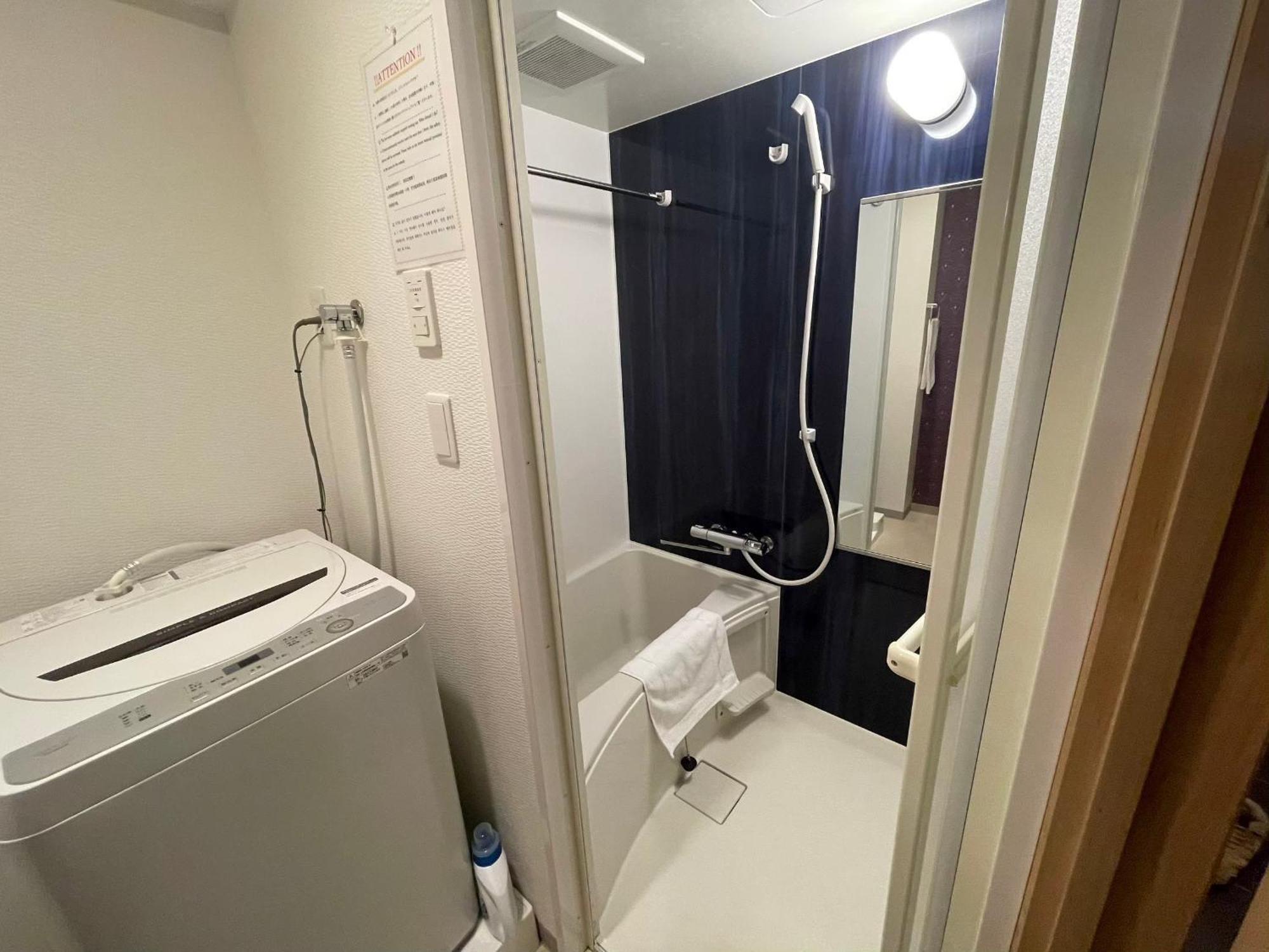 Apartment @rlis_house 難波 *