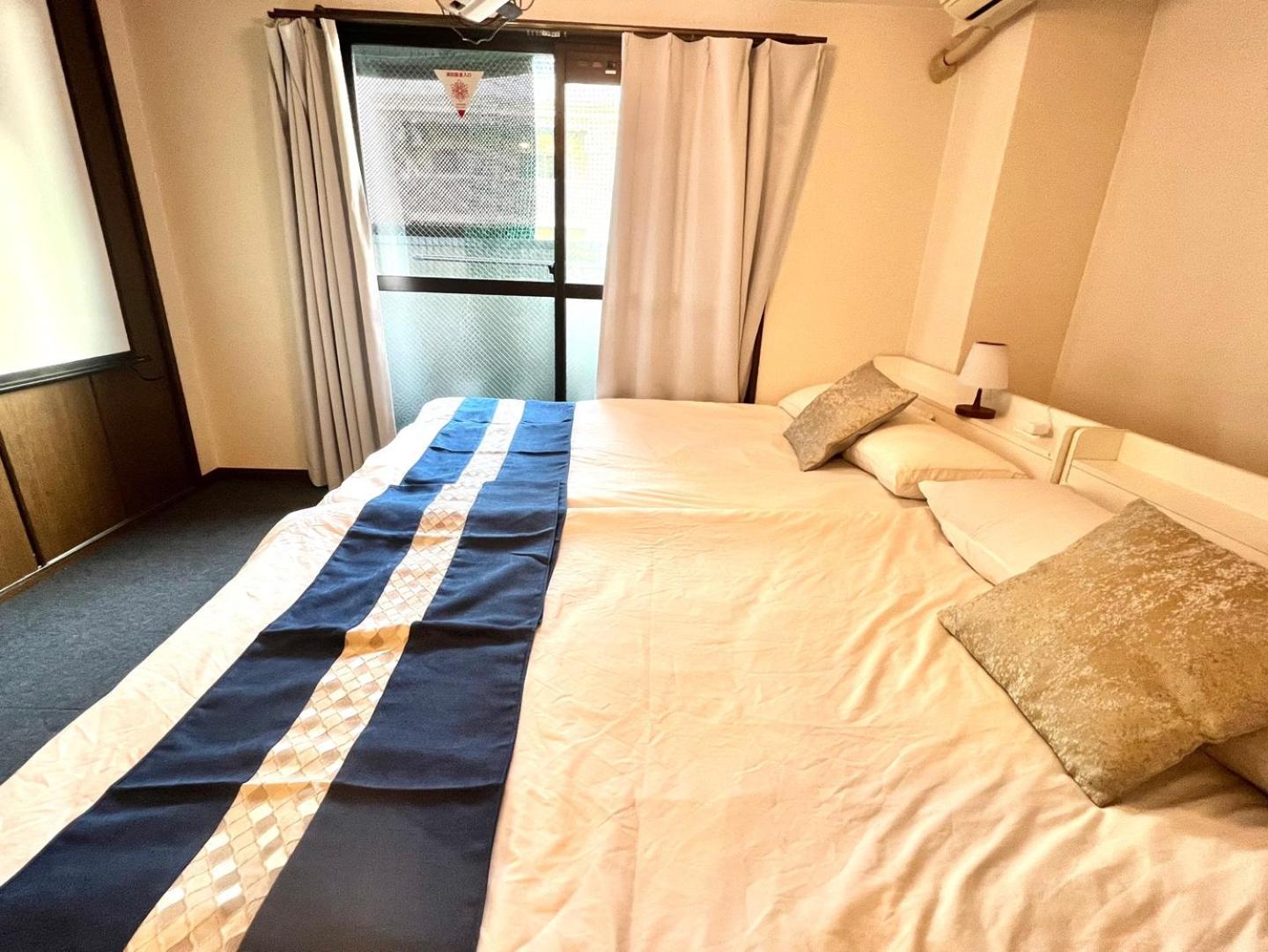 Apartment 7人可能 なんば駅 一駅 / 地下鉄駅 2分 Royal601