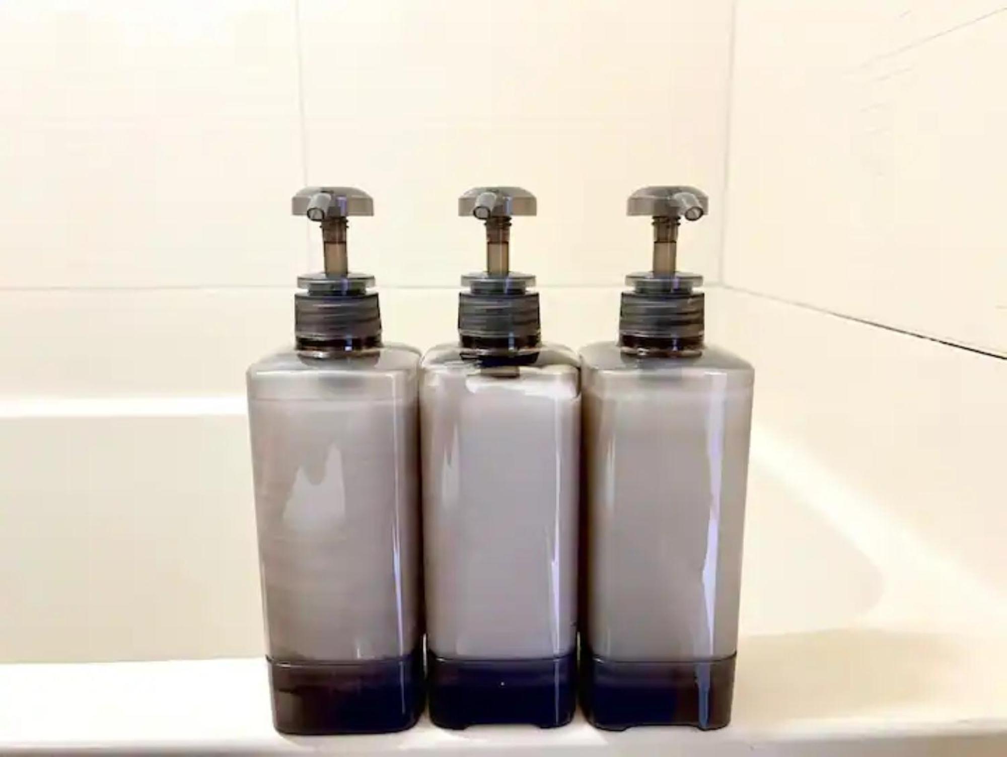 Apartment 4인가능 난바역 한 정거장 지하철역 2분 Royal507 Osaka
