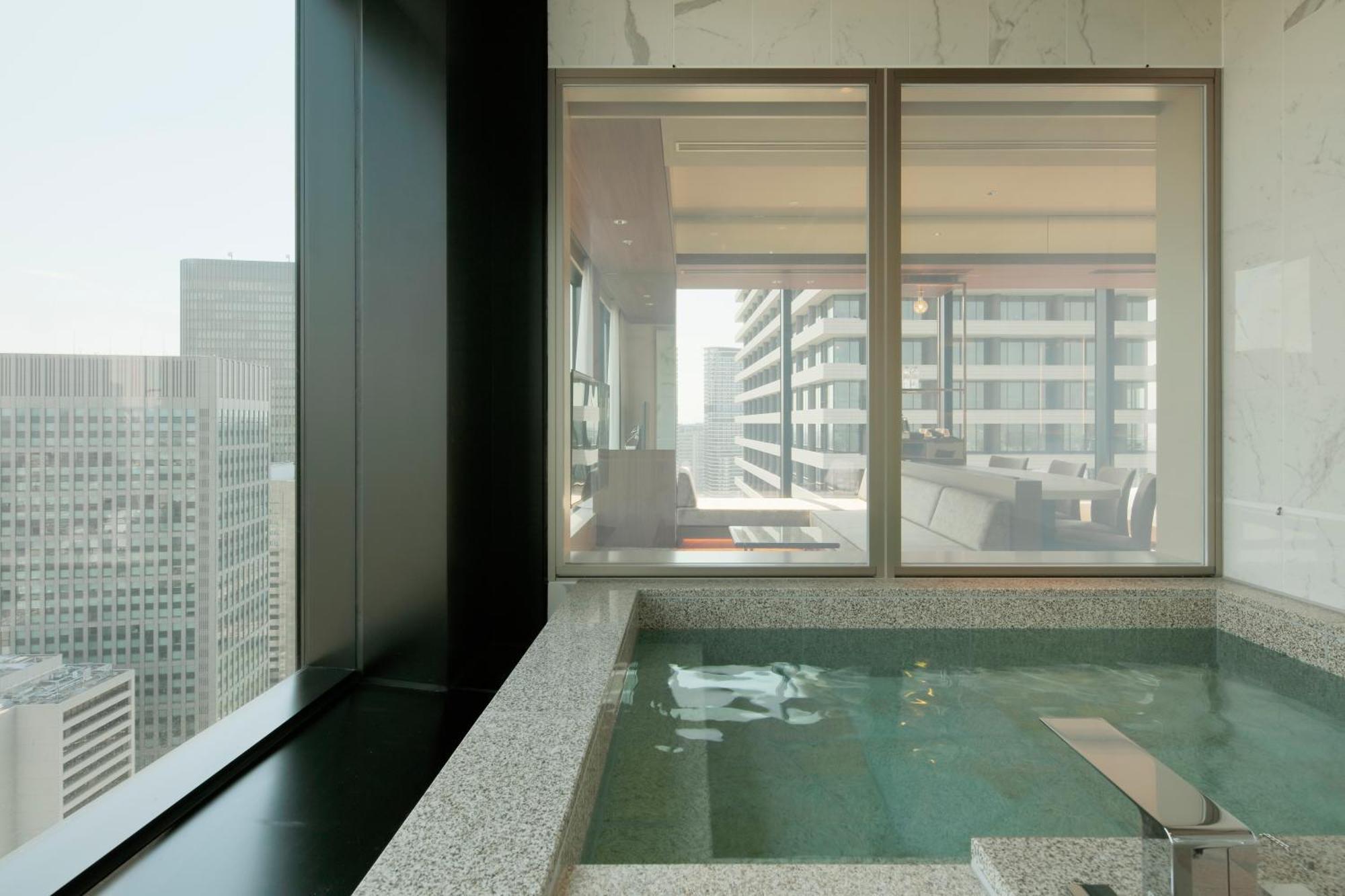 Candeo The Tower Hotel