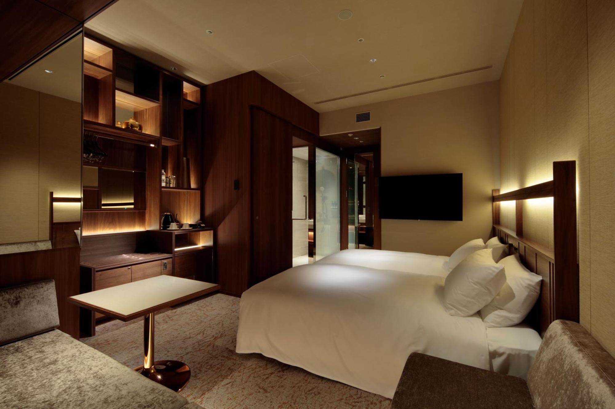 Candeo The Tower 5*