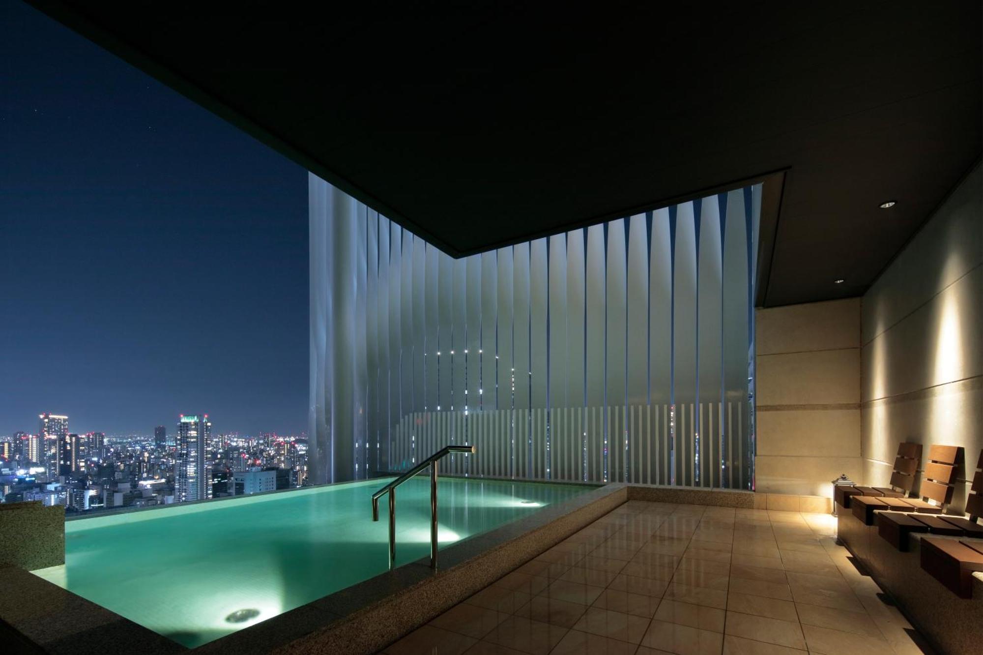 Candeo The Tower 5*