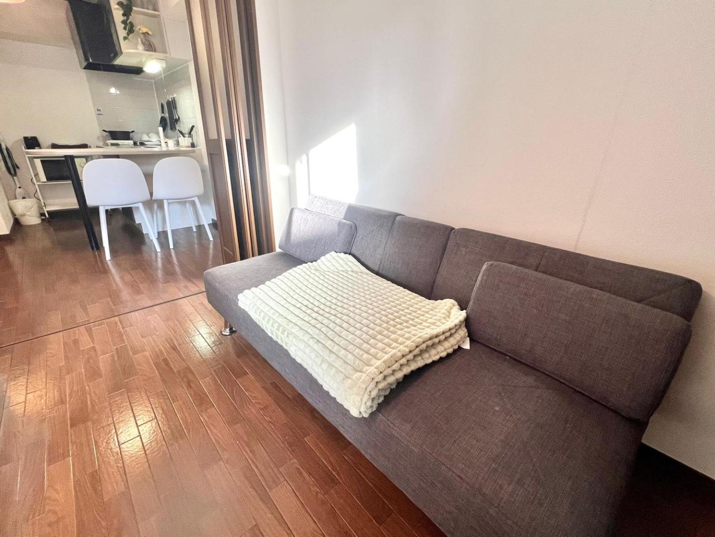 Namba Station For 6 People 1 Stop / Subway Station 2 Minutes Royal603 *