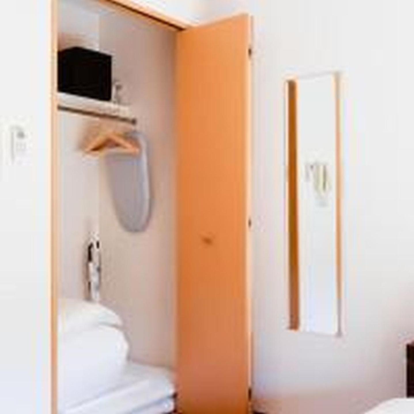グランディ1001 Apartment