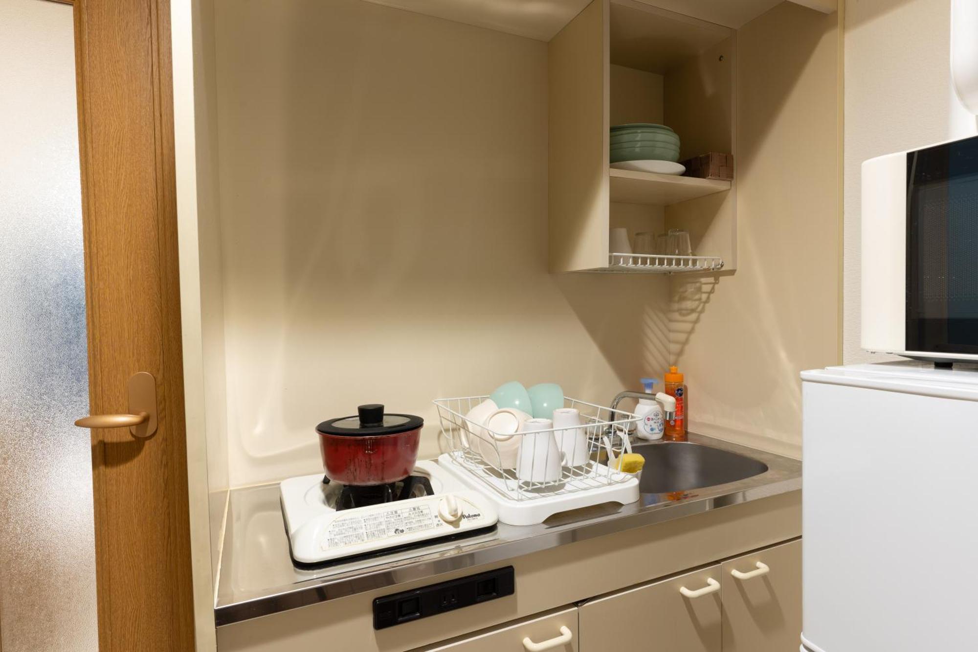 コンフィデンスロン803 Apartment