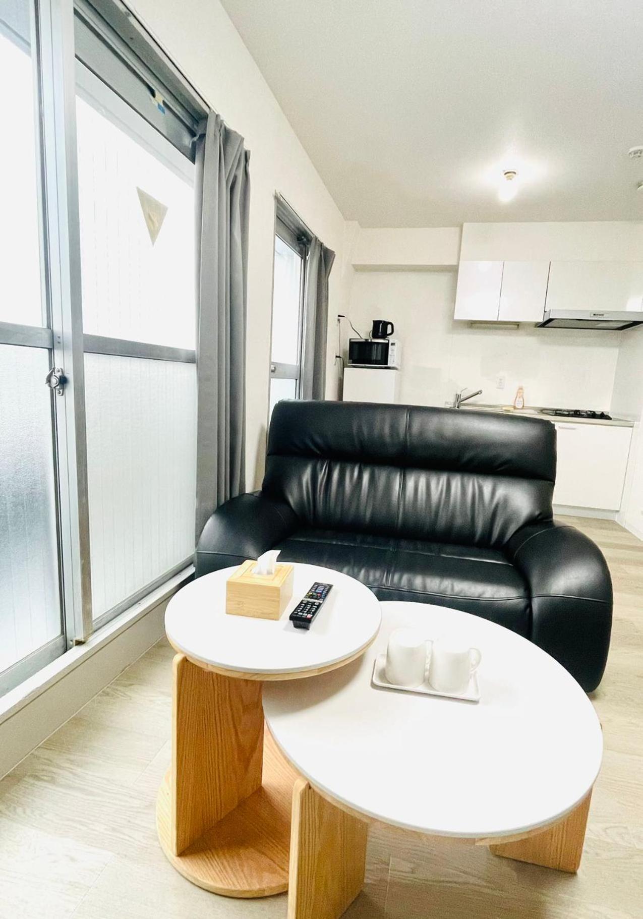 Apartment 嵐 難波西 *