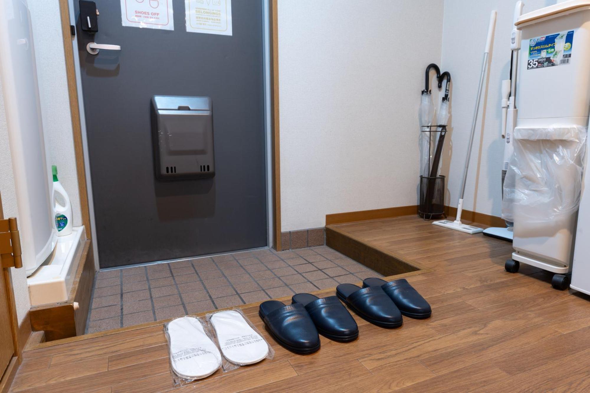 Apartment コンフィデンスロン305 Osaka