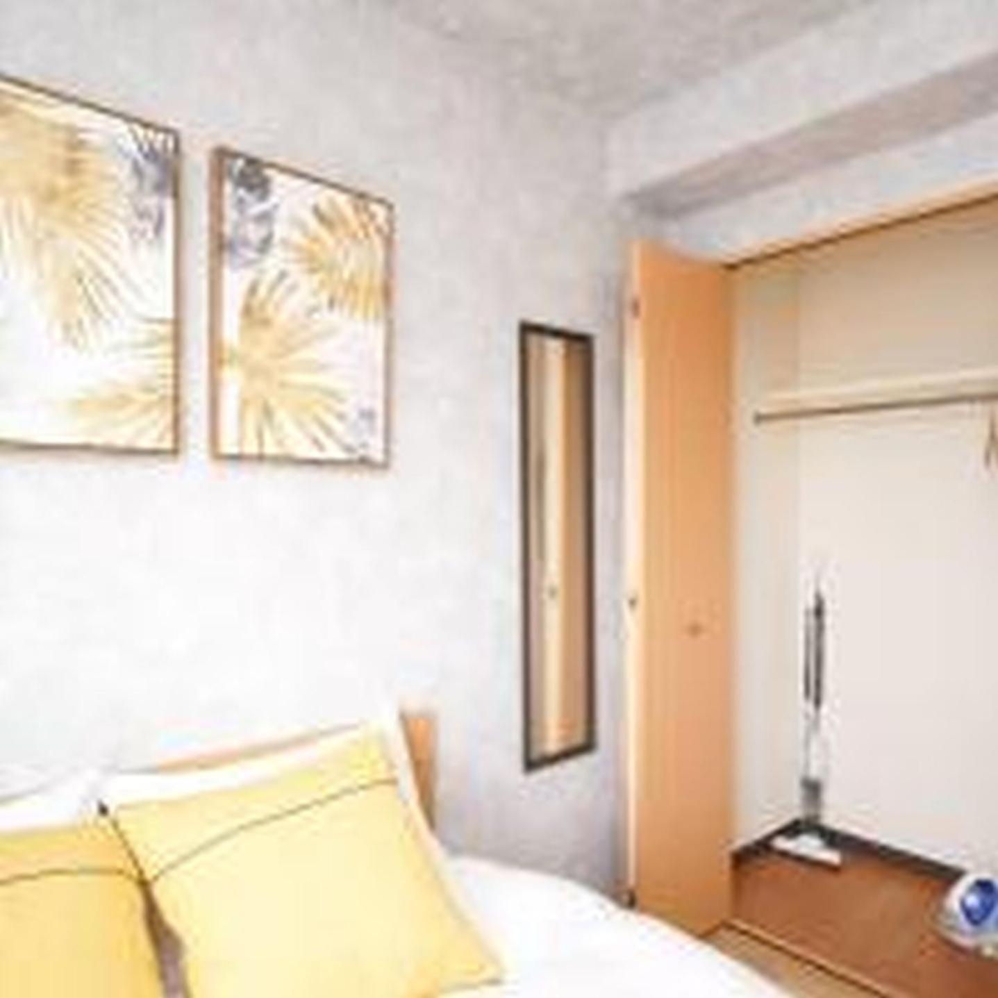 Apartment グランディ1002 *