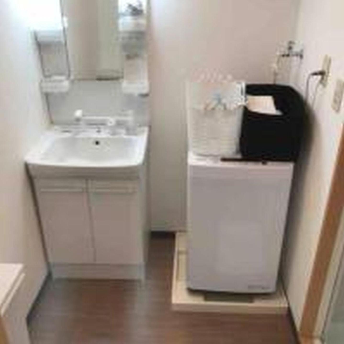 Apartment グランディ1003
