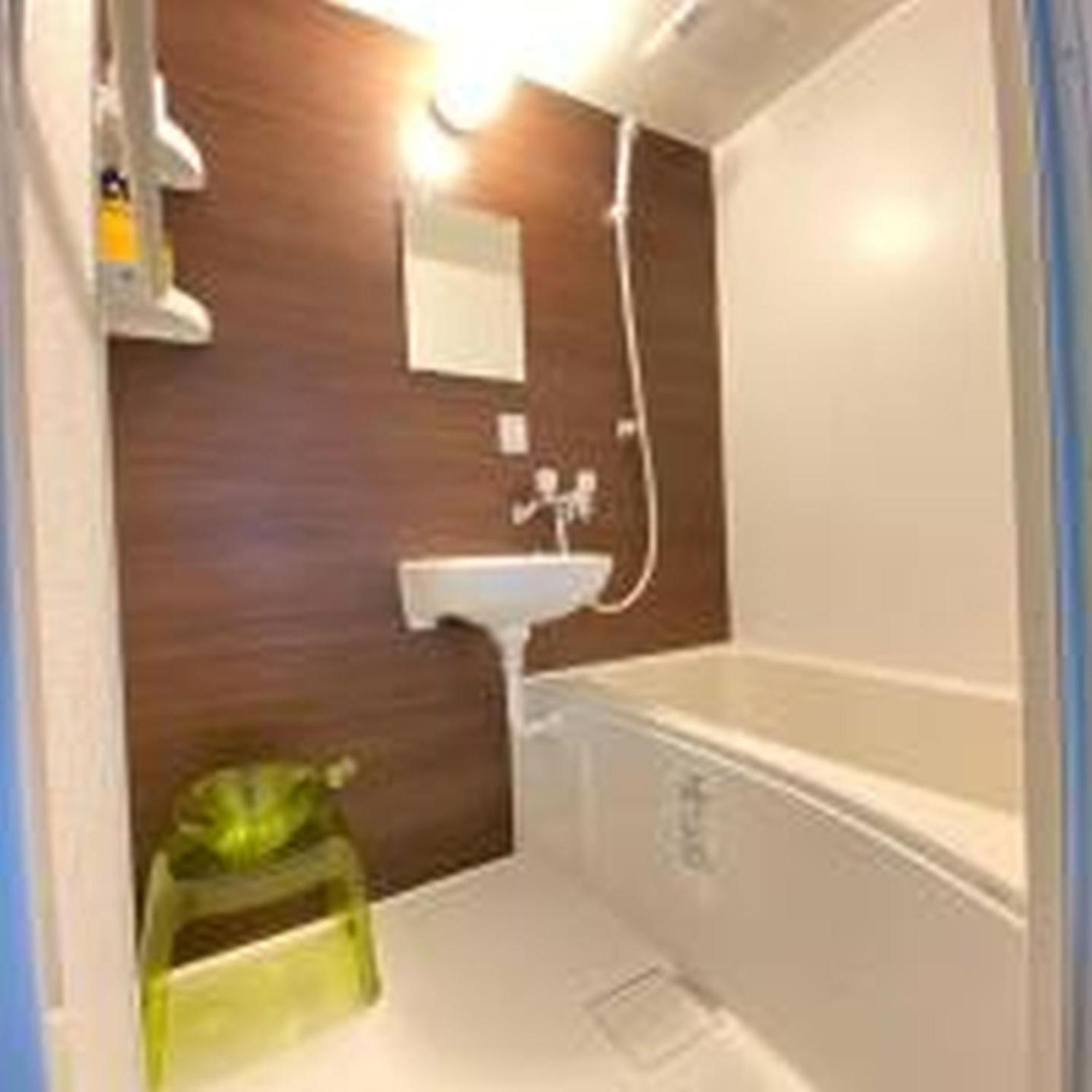 Apartment ファースト南堀江501 *