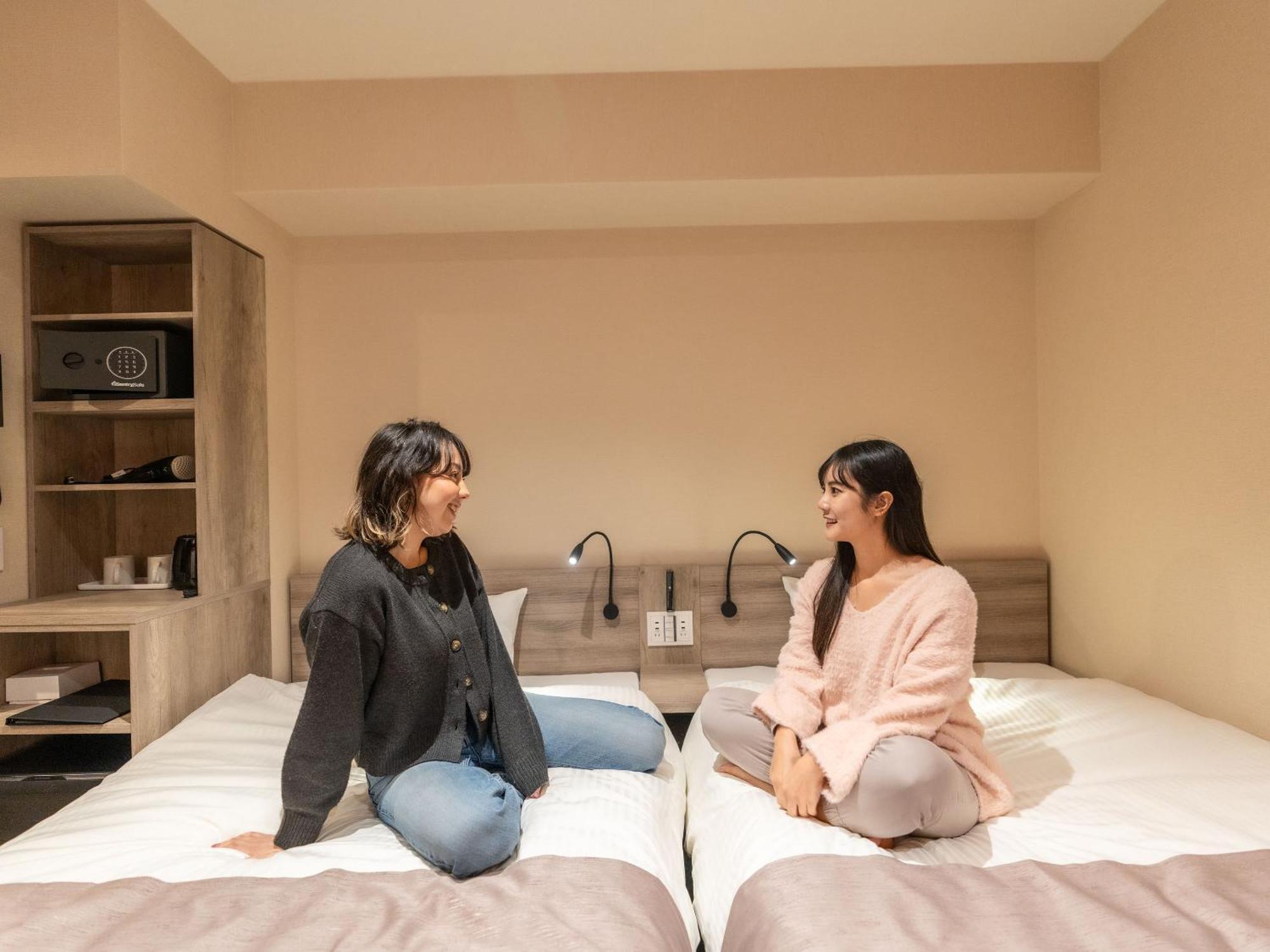 Sanrriott Shinsaibashi Hotel