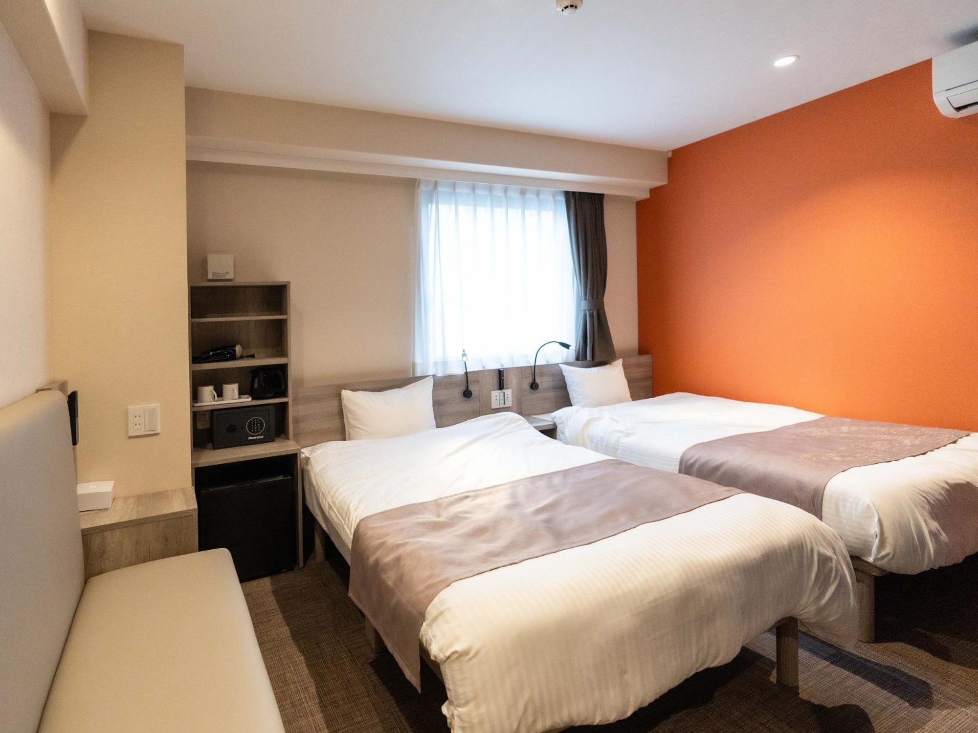 Sanrriott Shinsaibashi 3*