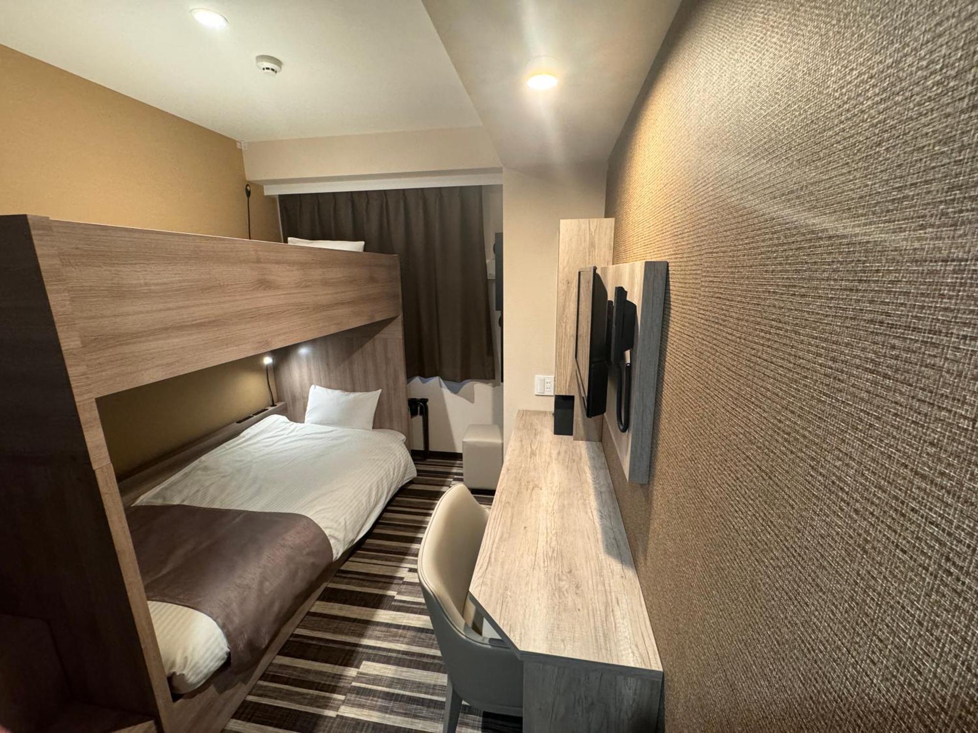 Sanrriott Shinsaibashi Hotel