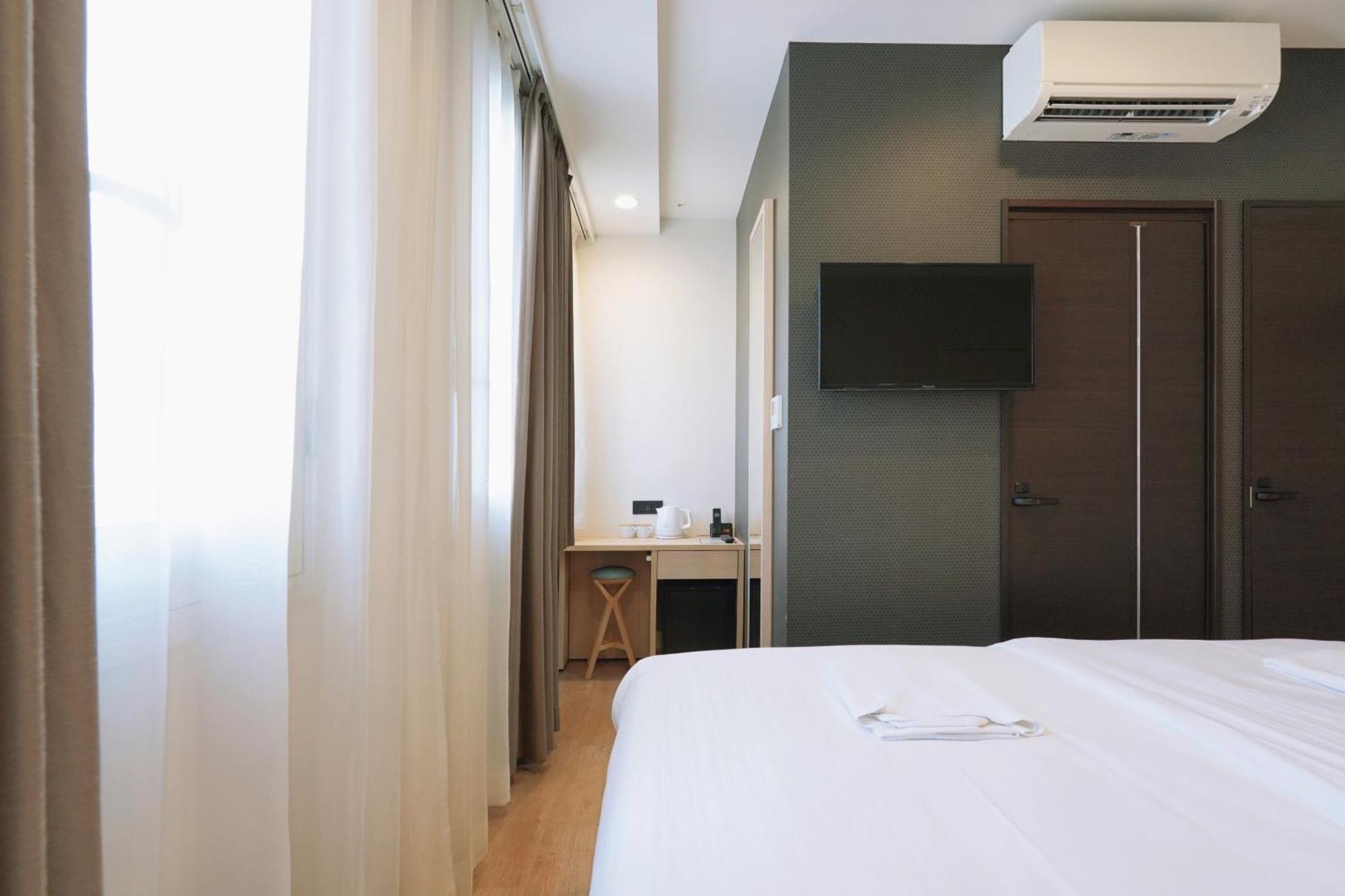 Park Sakura Hotel Osaka