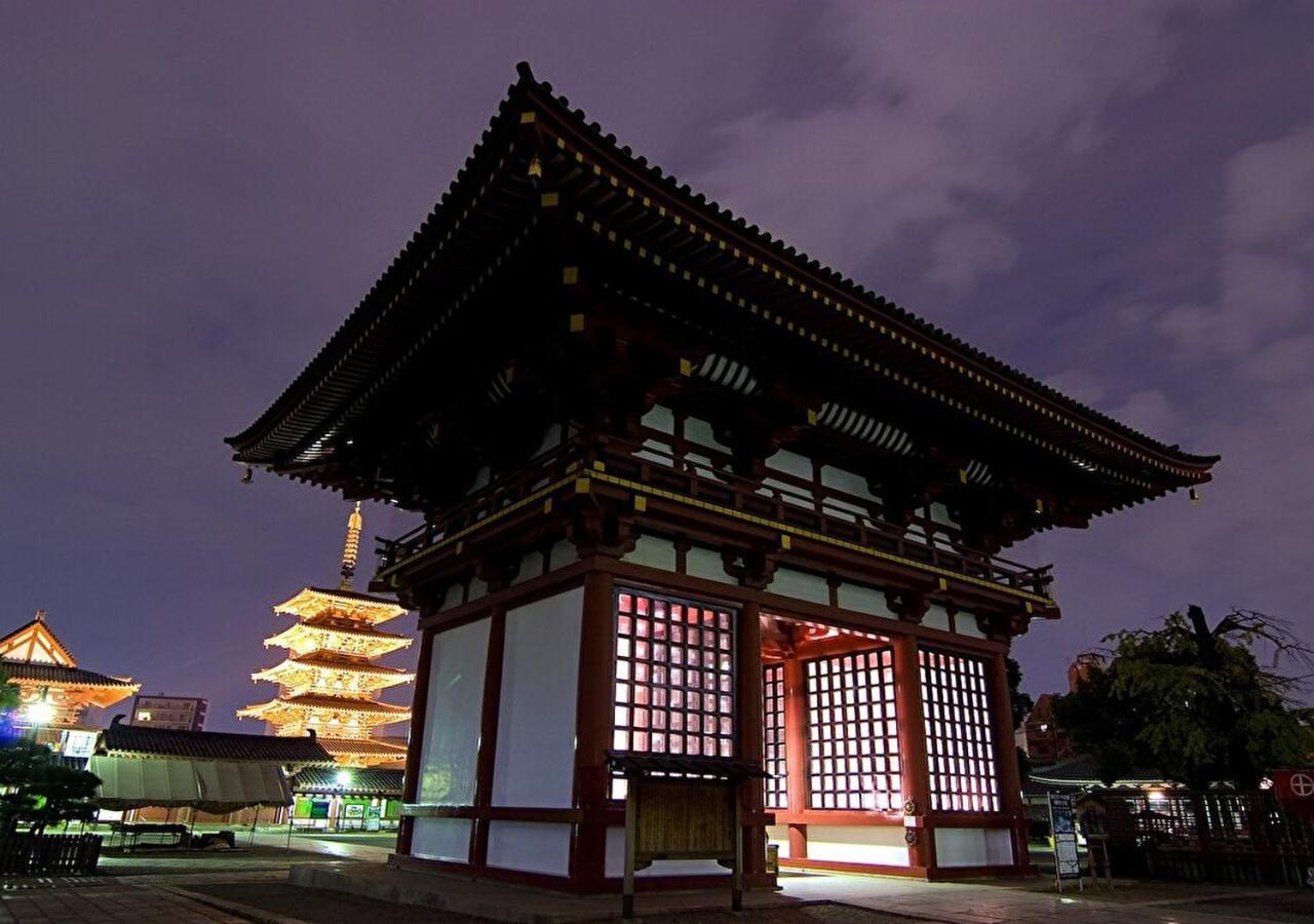 Tennouji Crystal Hotel