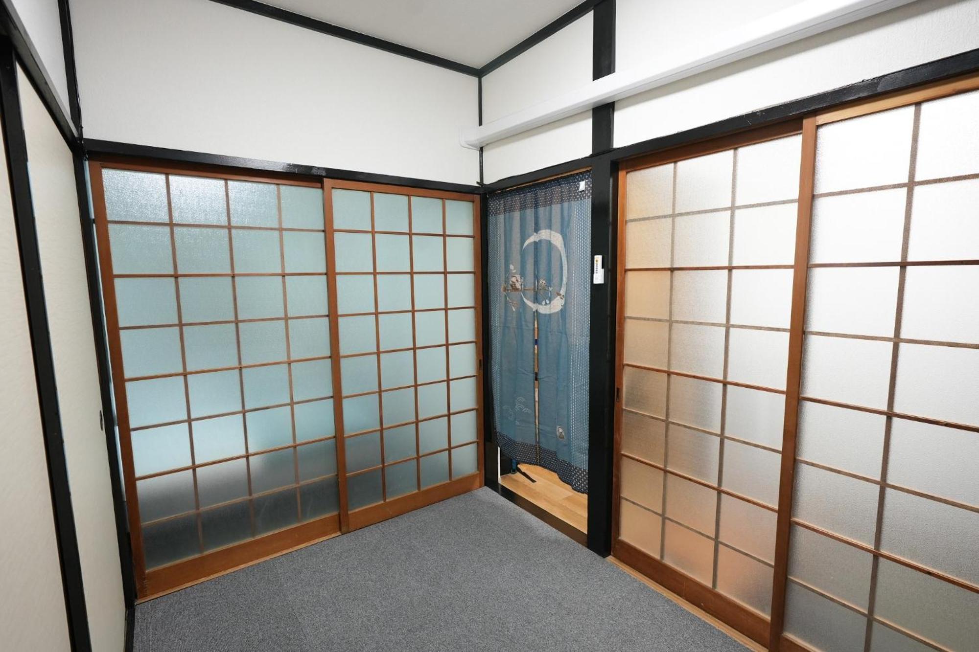 Otabaya Nishikujo - Vacation 18346