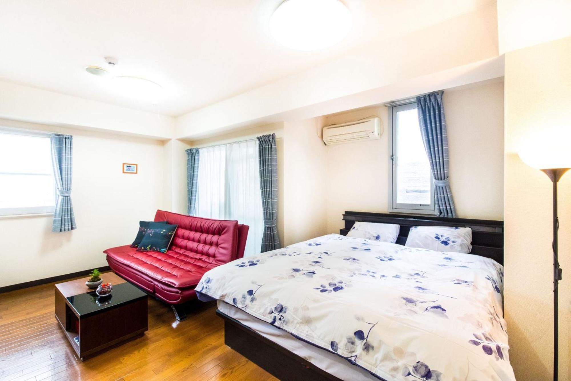 Sakura House Namba A Apartment