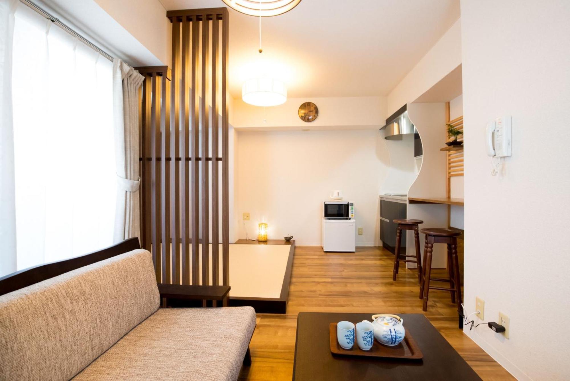 Sakura House Namba A * Osaka