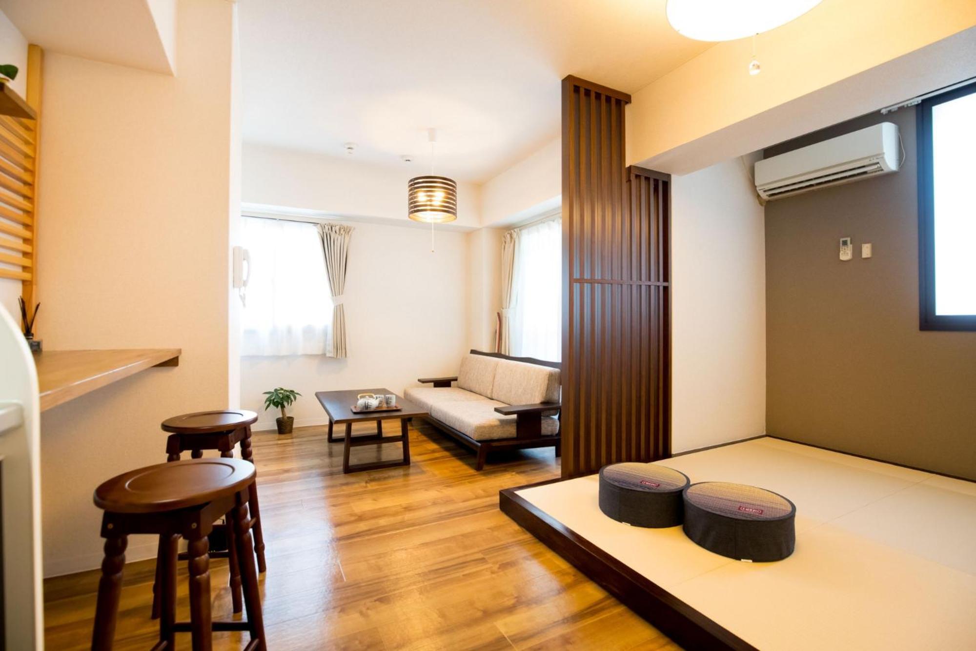 Apartment Sakura House Namba A *