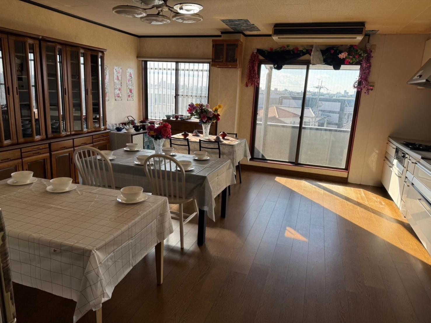 Mito House Up To 28 Pax Free Bus & Breakfast Holiday home Osaka