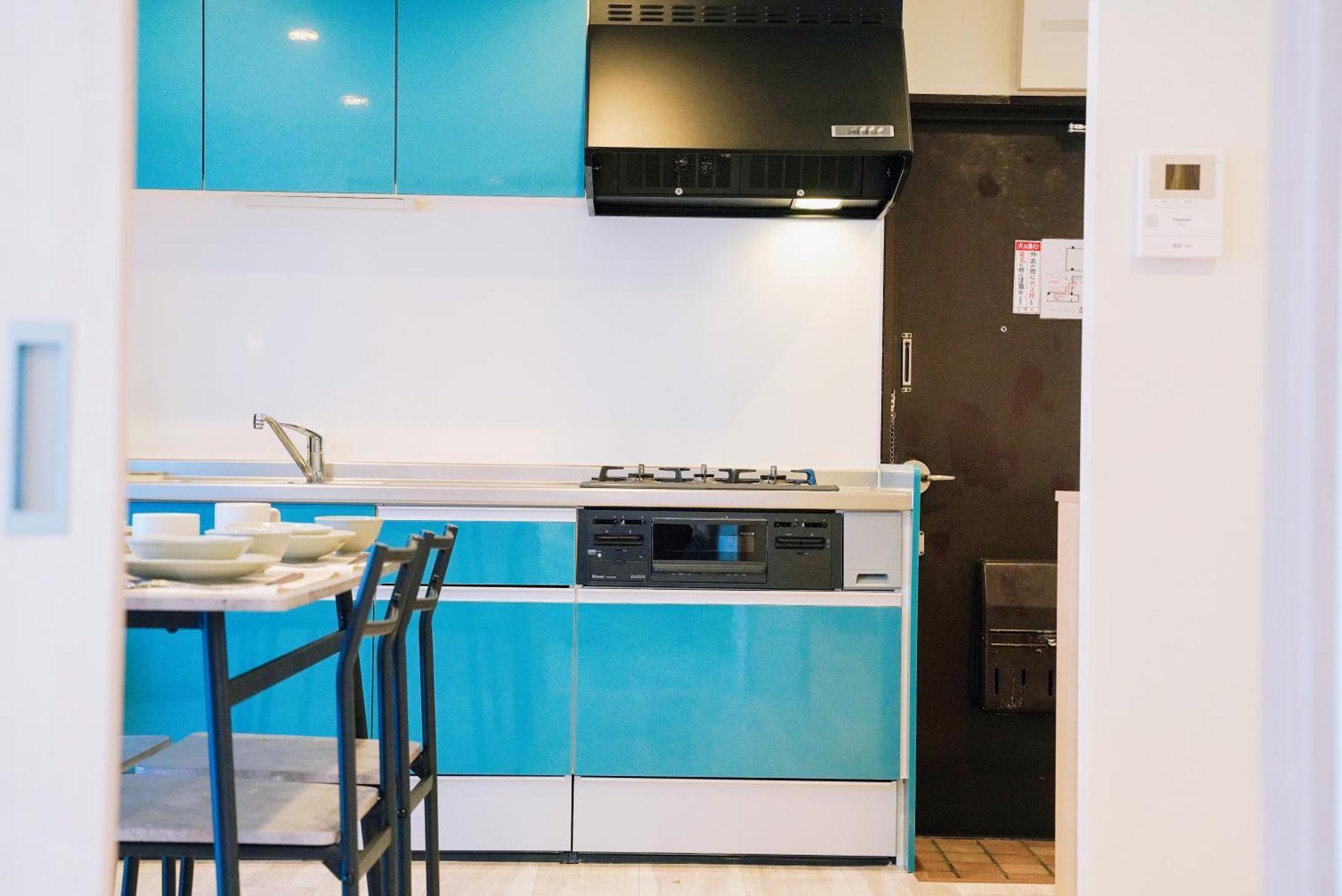 Kuromon Royal Ueno Homestay *