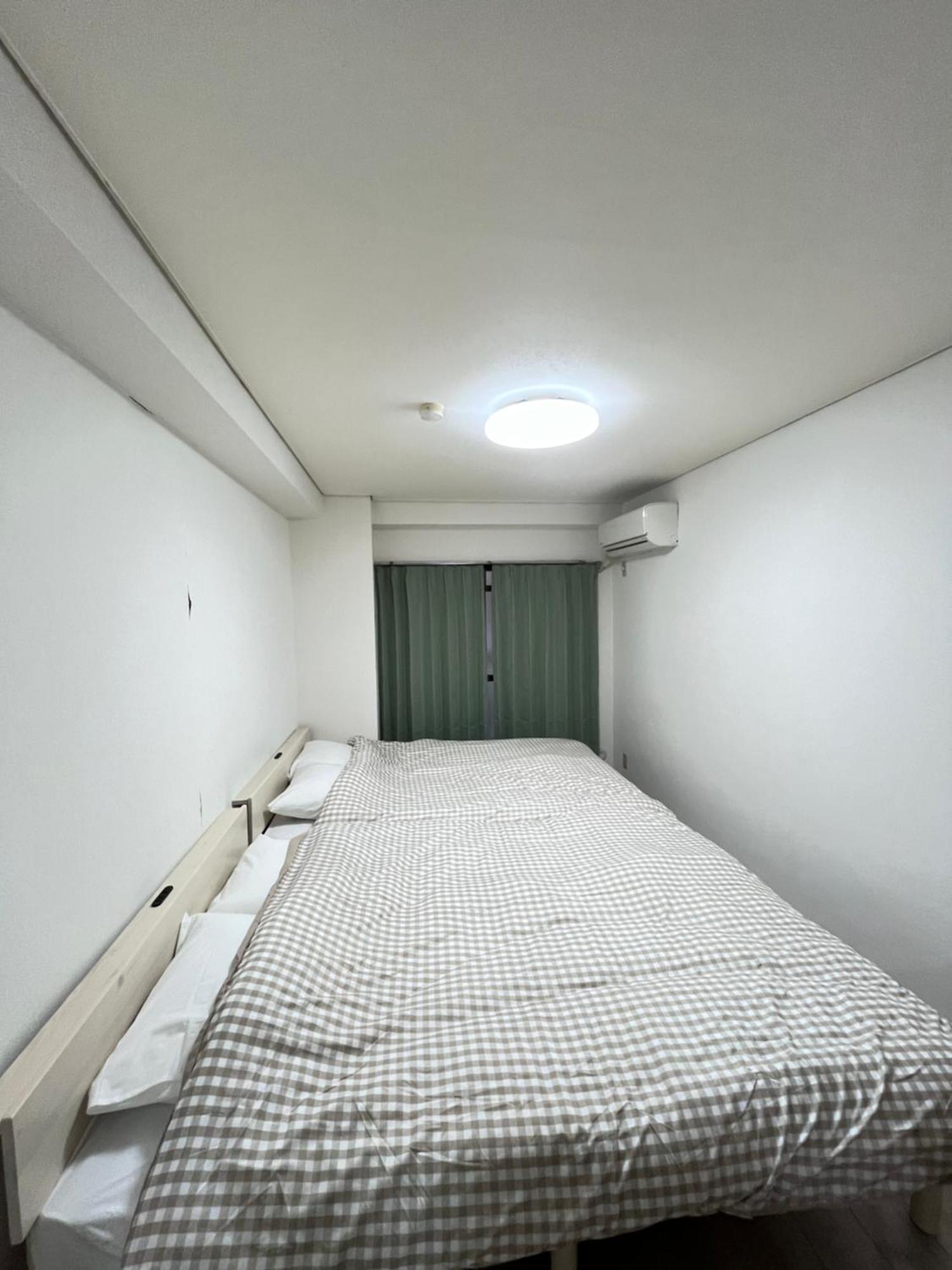 Hyun Apartment *