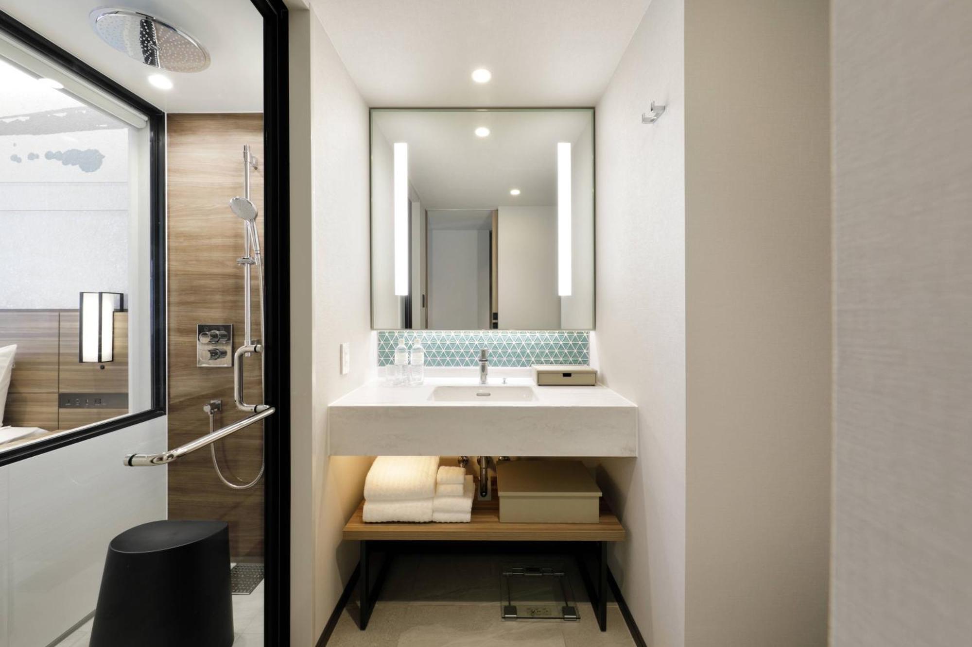 Courtyard By Marriott Honmachi