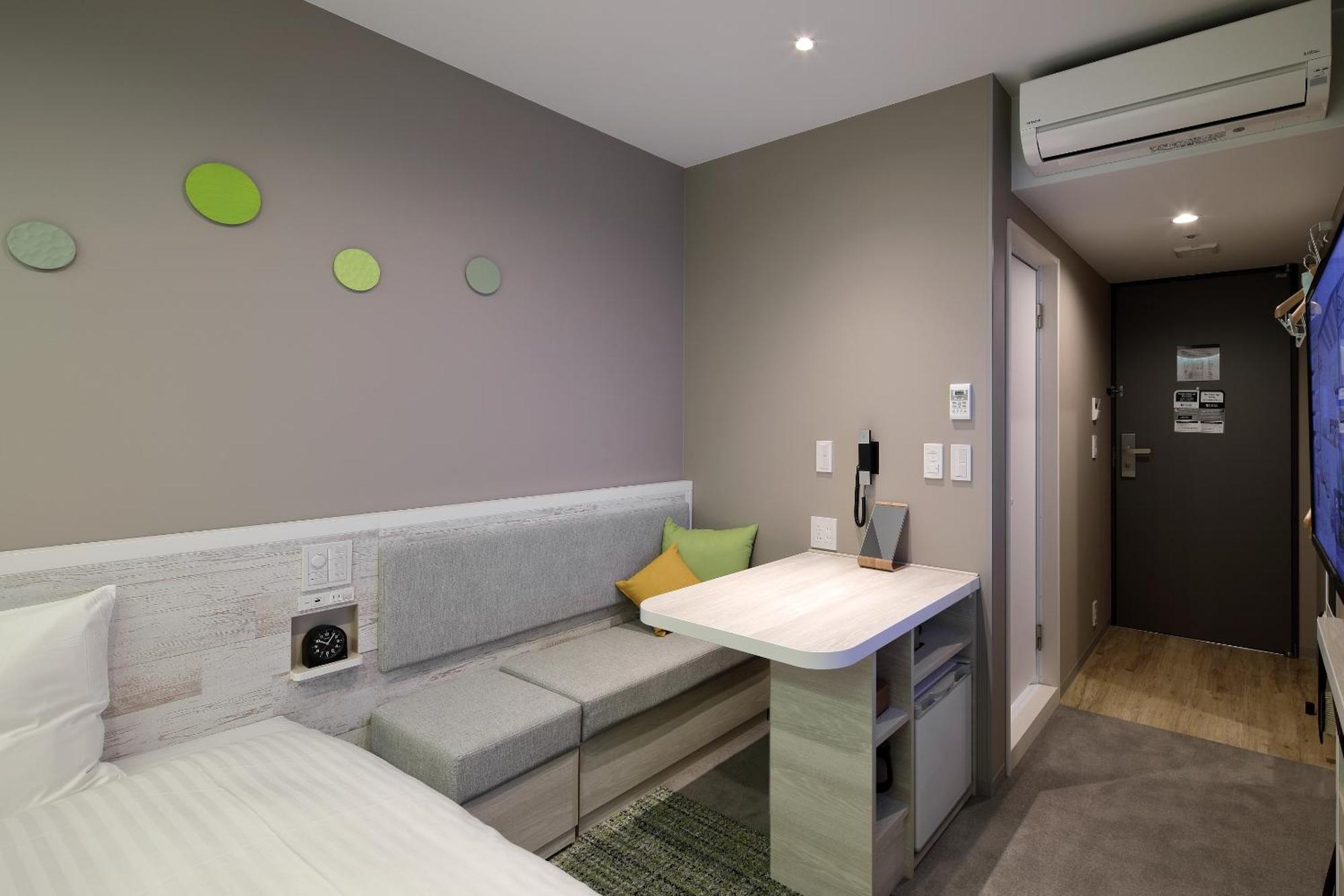 Hotel Via Shin Shomenguchi 3*