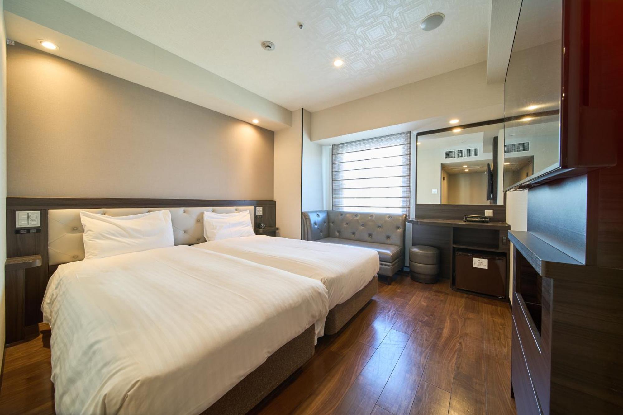 Hotel Via Umeda 3*