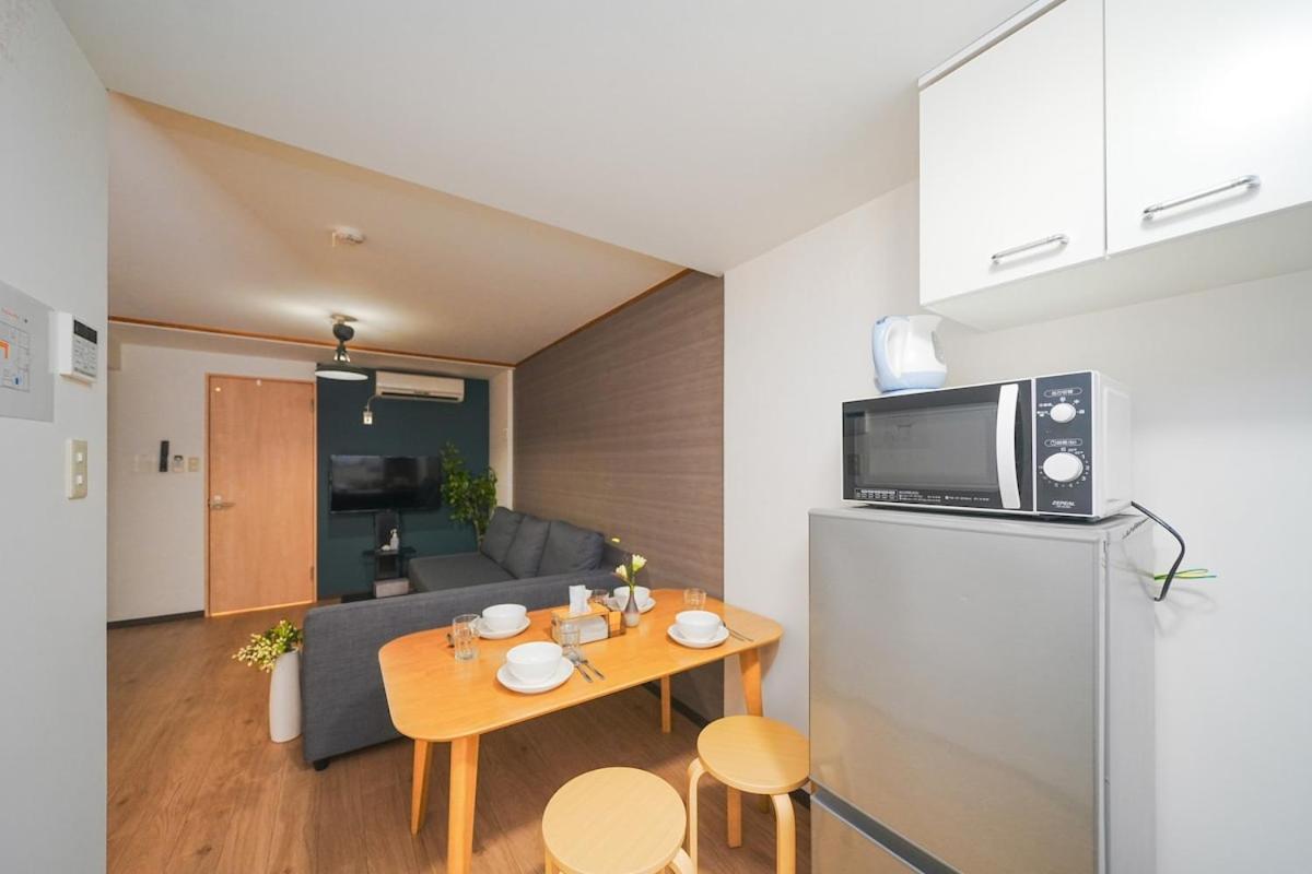 Apartment Namba Shinsaibashi Heriju Osaka